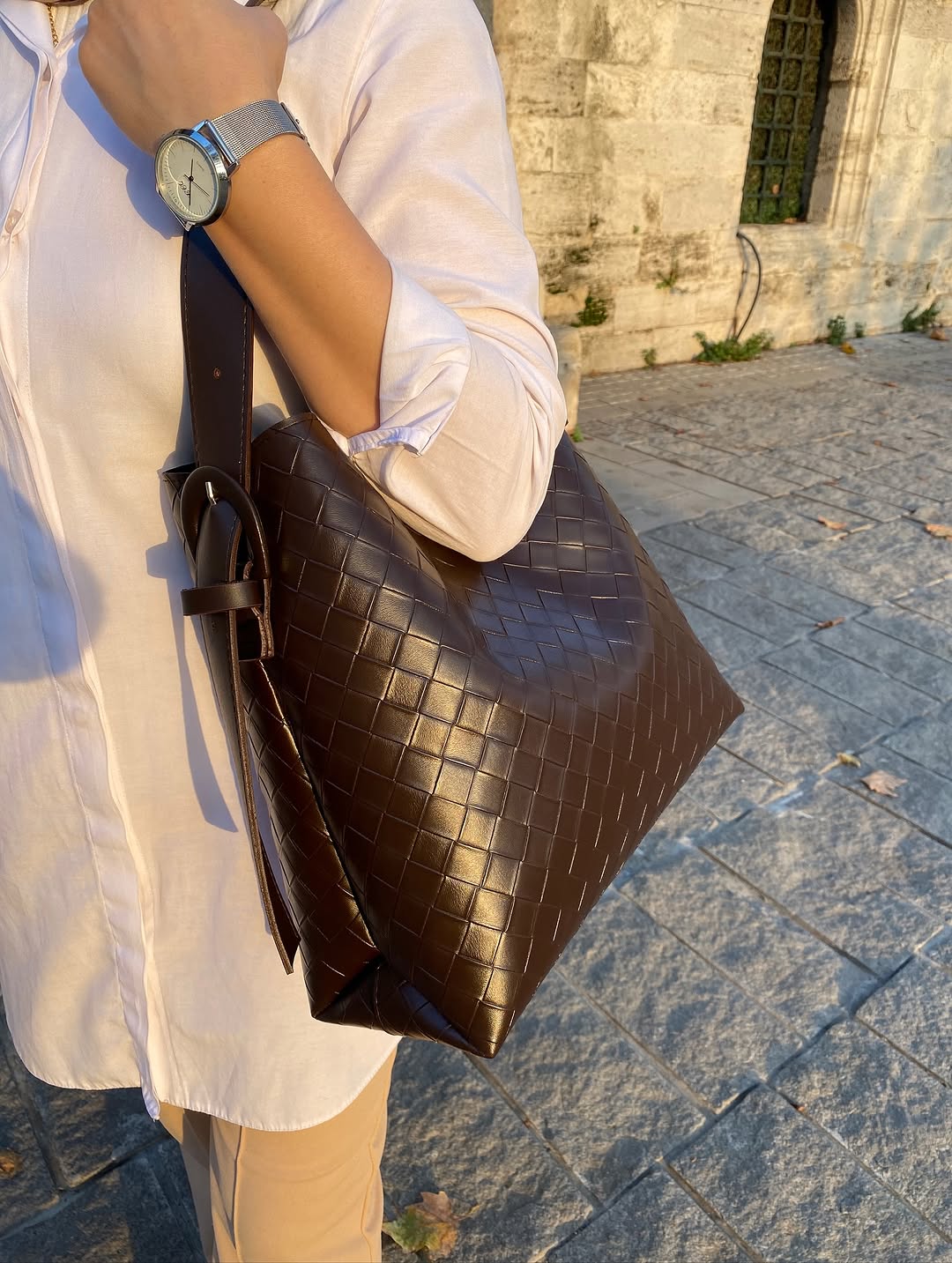 Intrecciato Örgülü Suni Deri Kol Çantası 