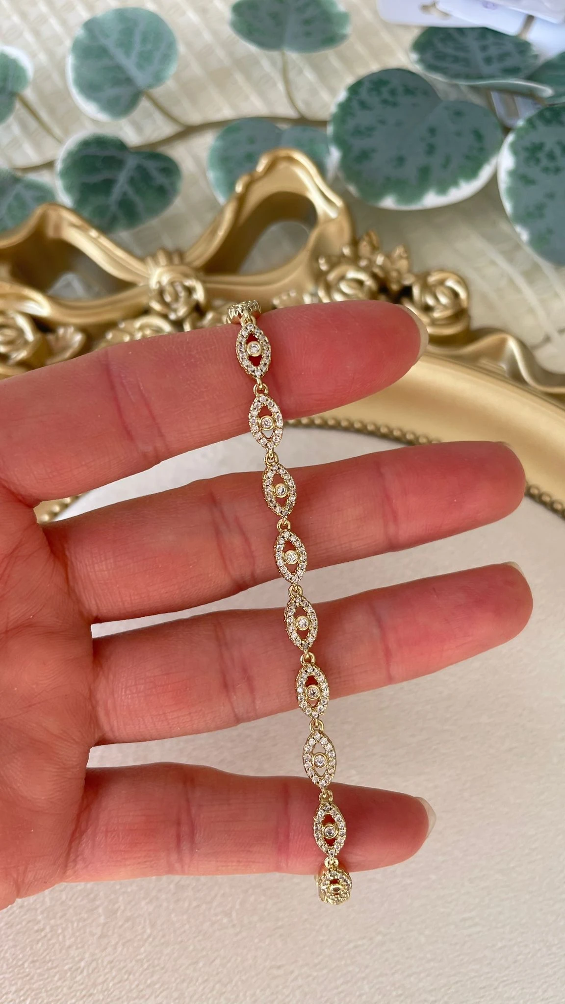 Vip 14K Oval Taşlı Bileklik