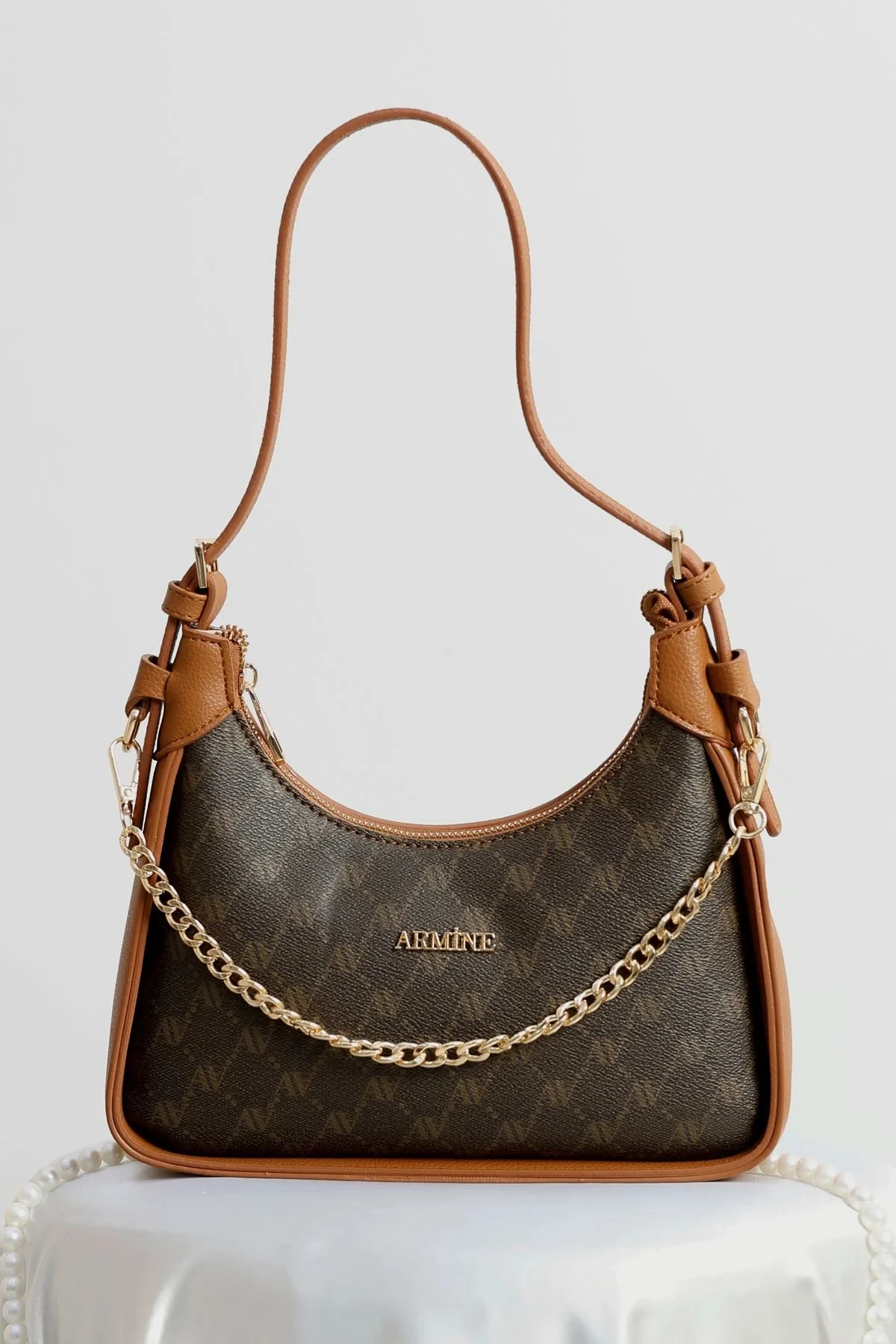 Armine 386 El, Kol ve Omuz Çantası