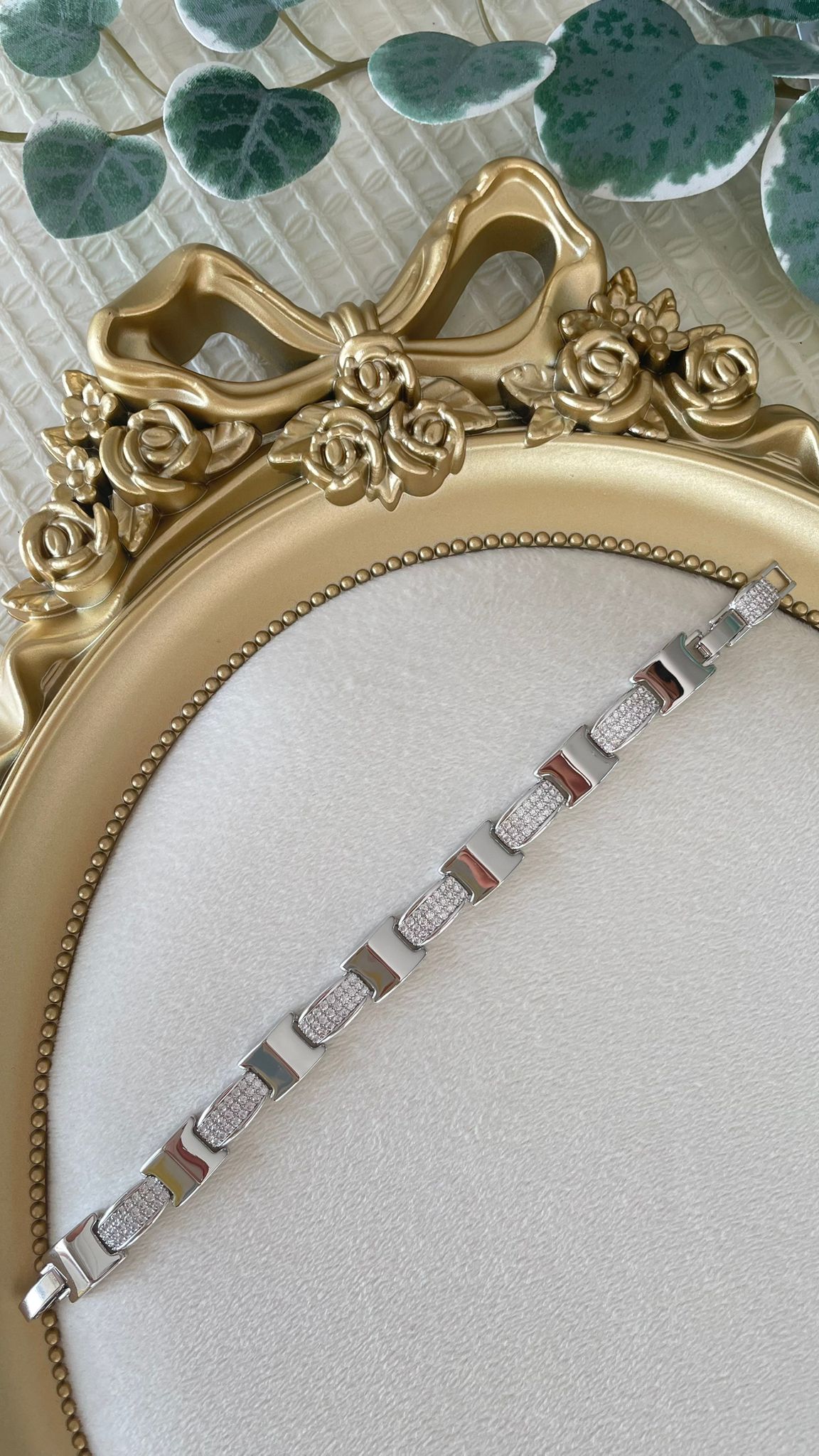 Vip Gümüş Renk Taşlı Bileklik