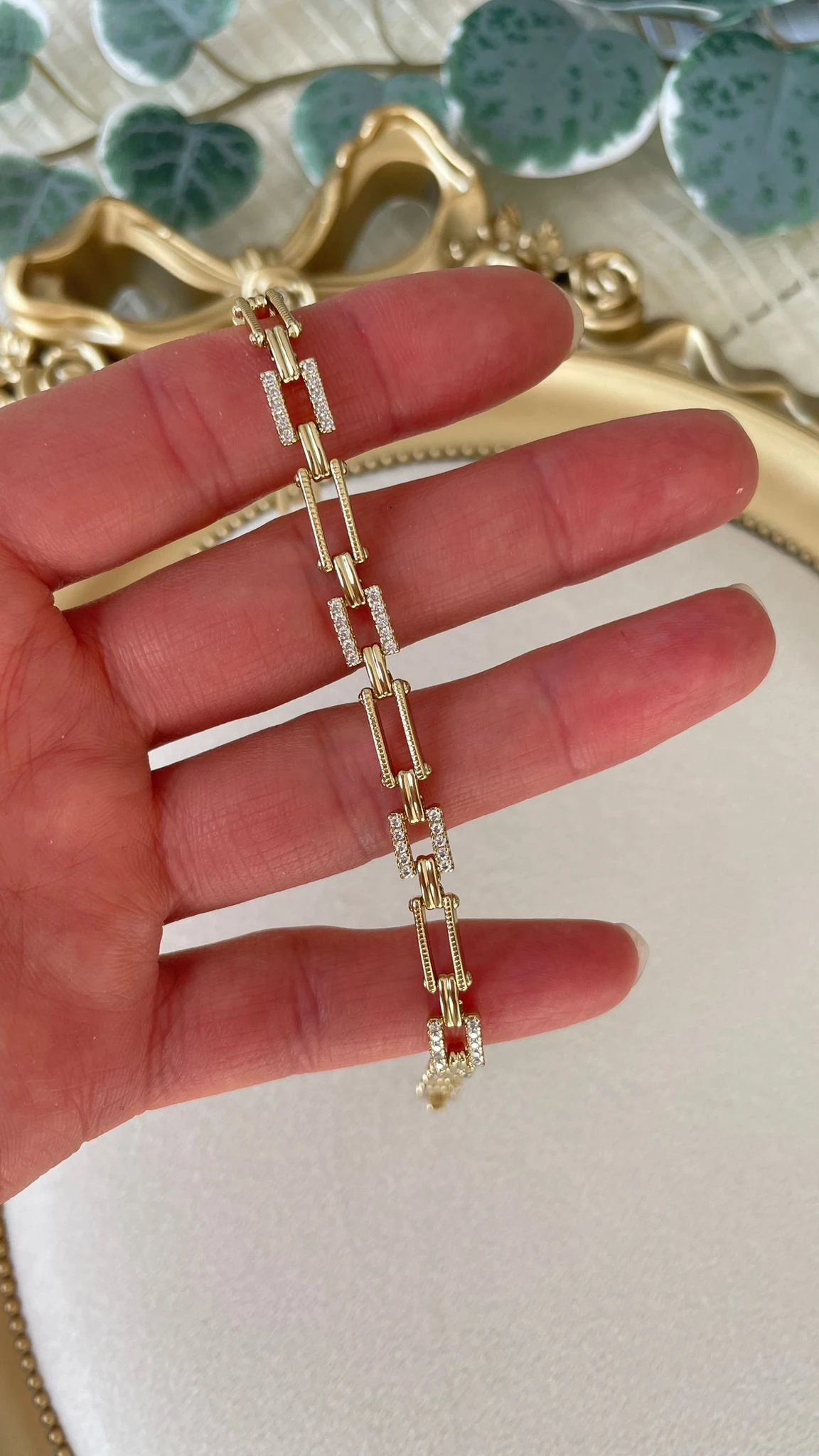 Vip 14K Dikdörtgen Şekilli Bileklik