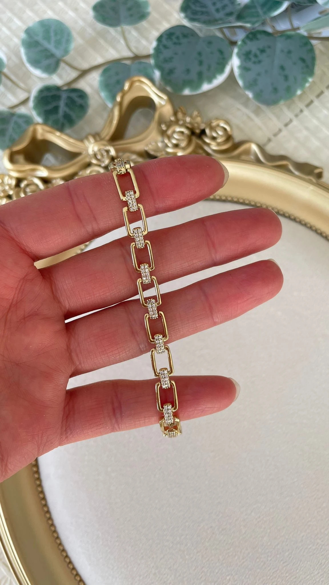 Vip 14K Dikdörtgen Şekilli Taş Bağlantılı Bileklik