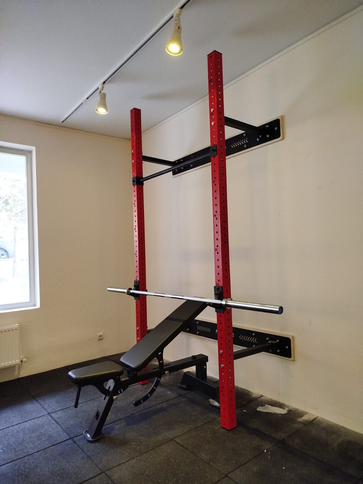 Duvara Monte Katlanır Squat İstasyonu