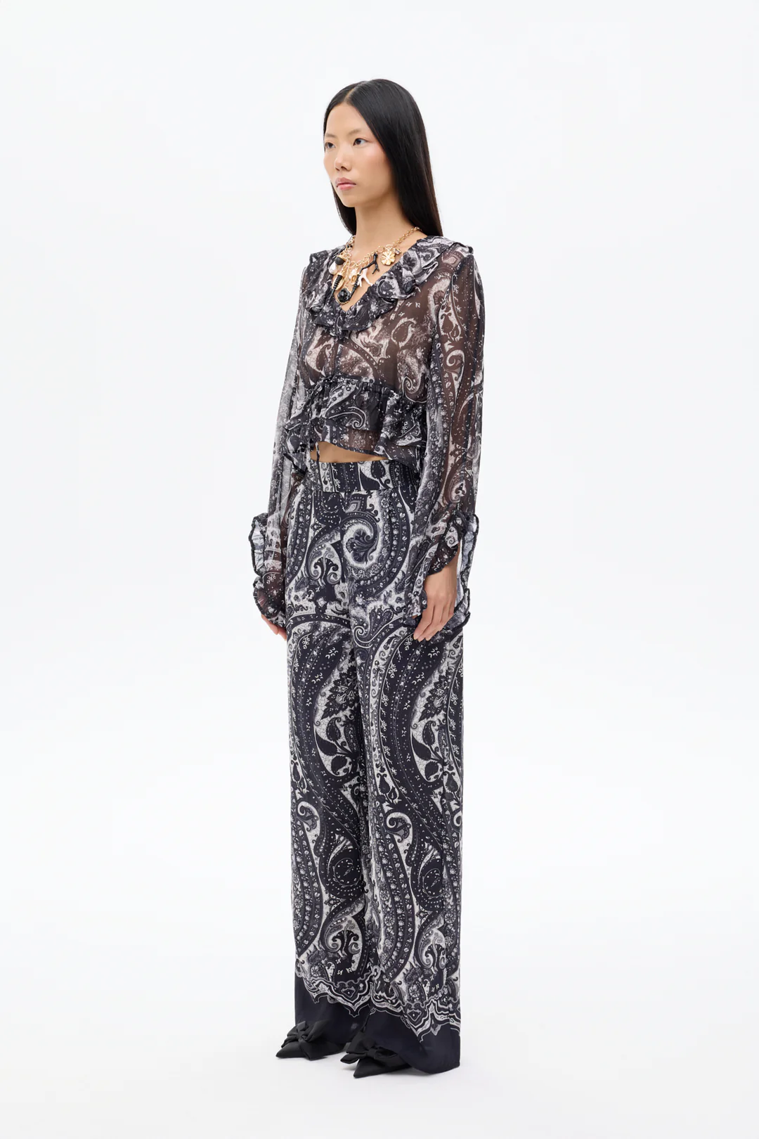 Etnik Desenli Yüksek Bel Bol Paça Pantolon Siyah