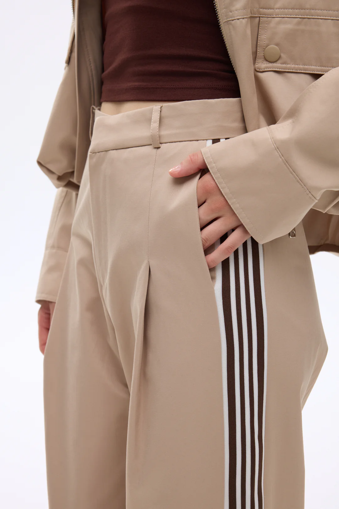 Şerit Detaylı Pileli Takım