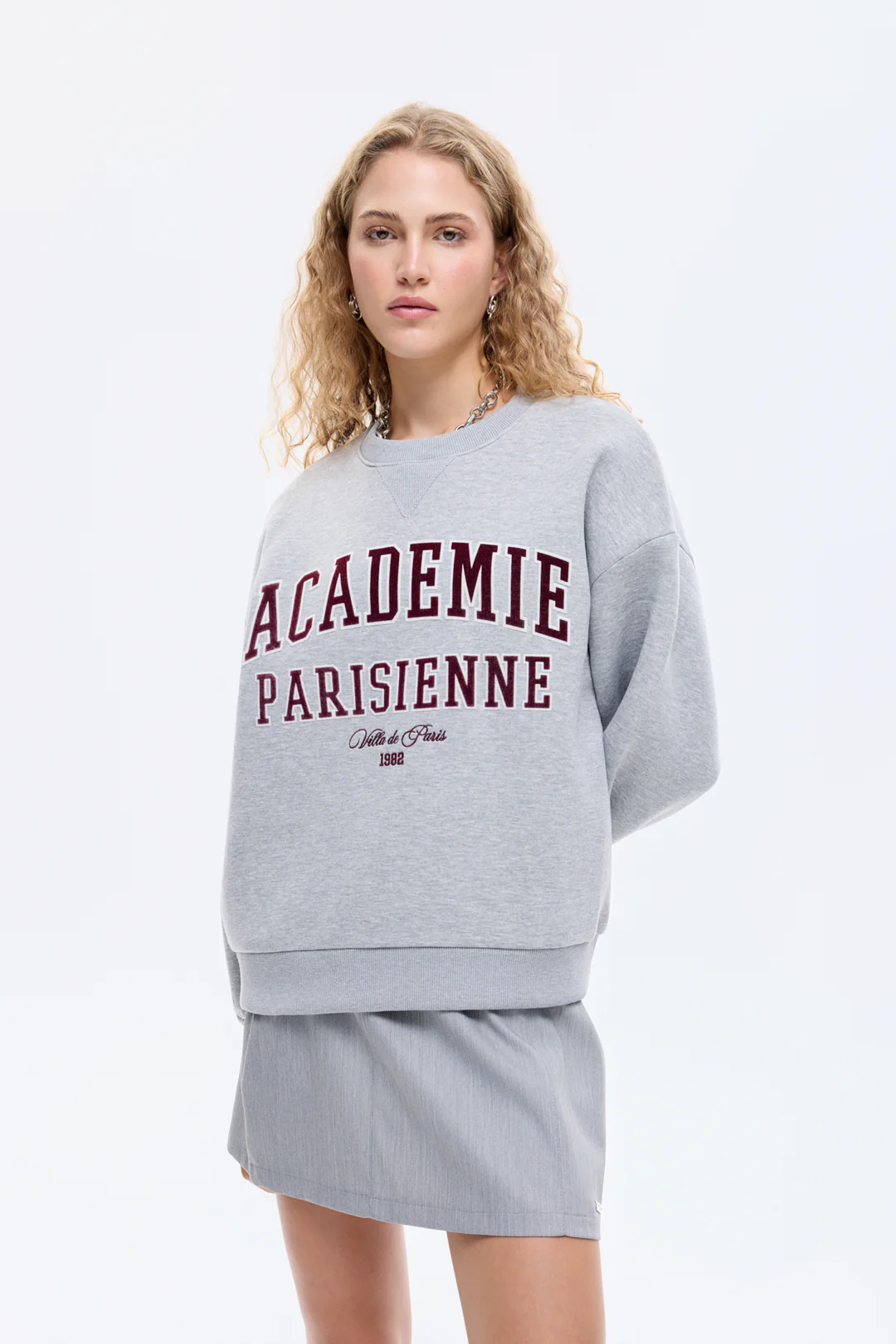 Yazı Baskılı Nakış İşlemeli Oversize Sweatshirt Grimelanj