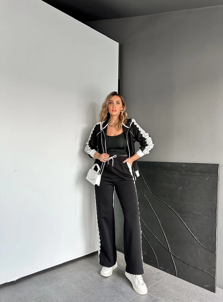 Dantel Parçalı Tasarım Takım