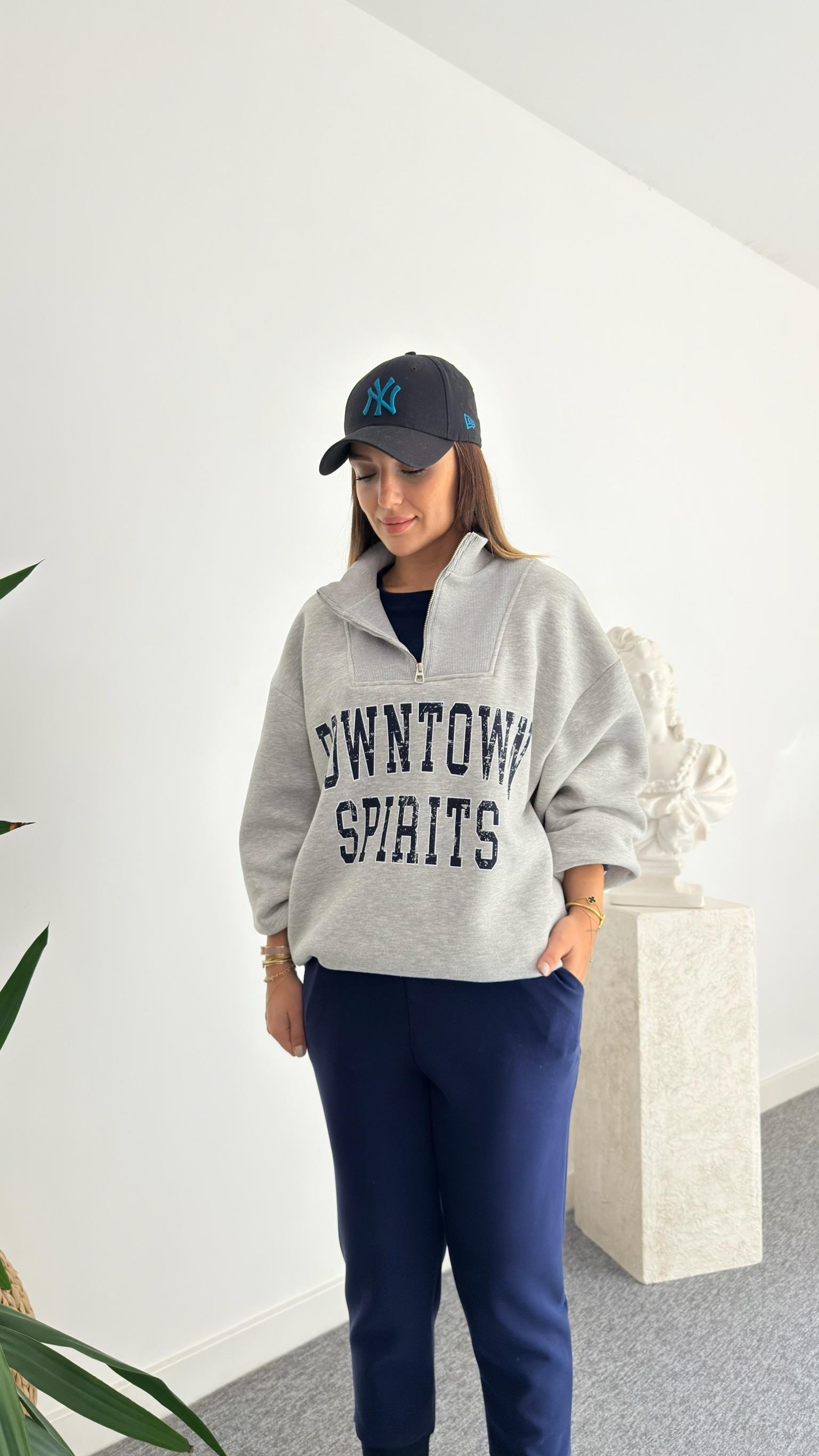 Çift Parçalı Yazı Detaylı Gri Sweatshirt