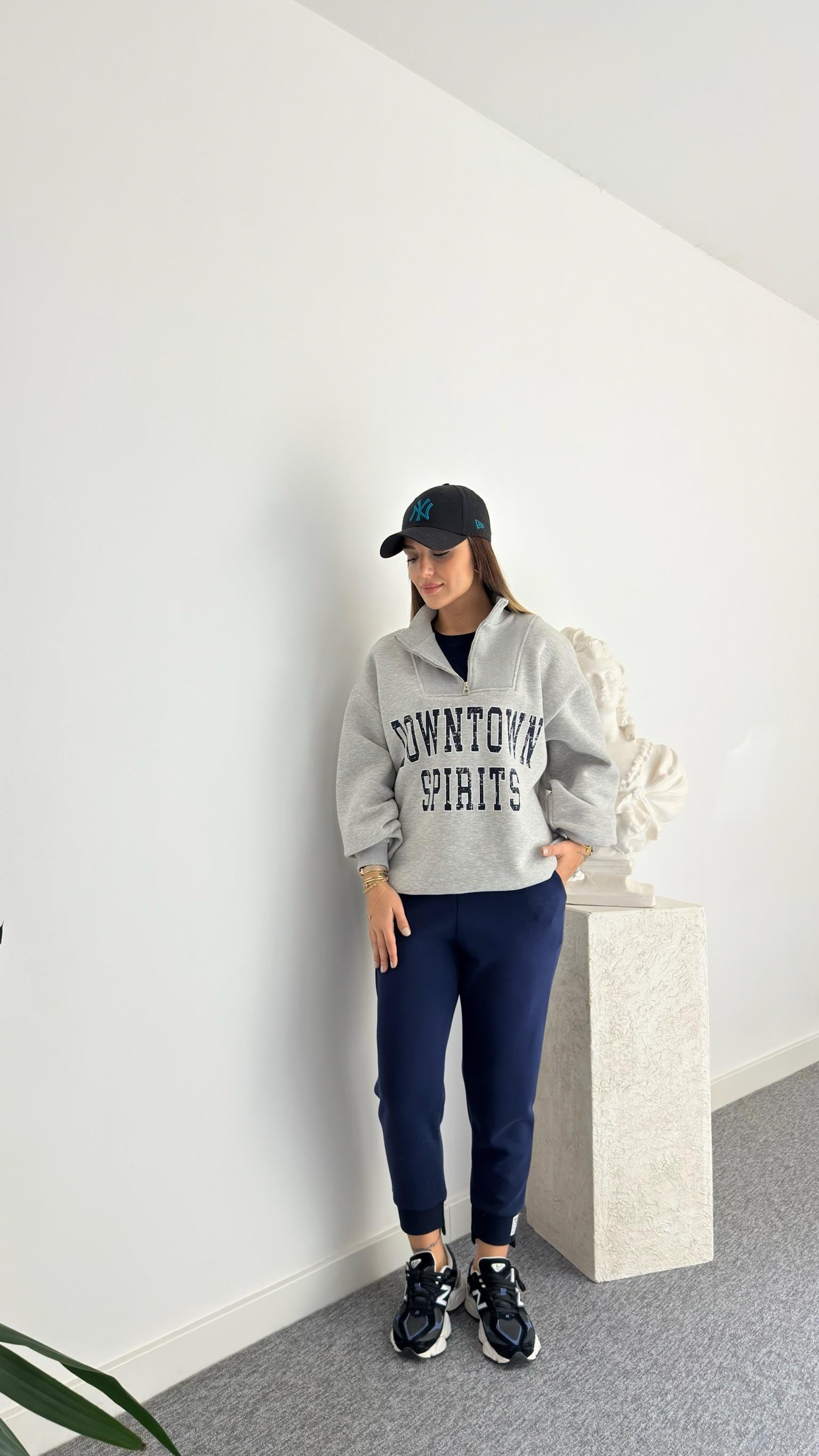 Çift Parçalı Yazı Detaylı Gri Sweatshirt