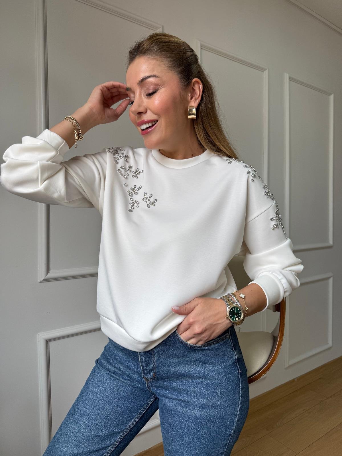 Ekru Taş Detaylı Sweatshirt