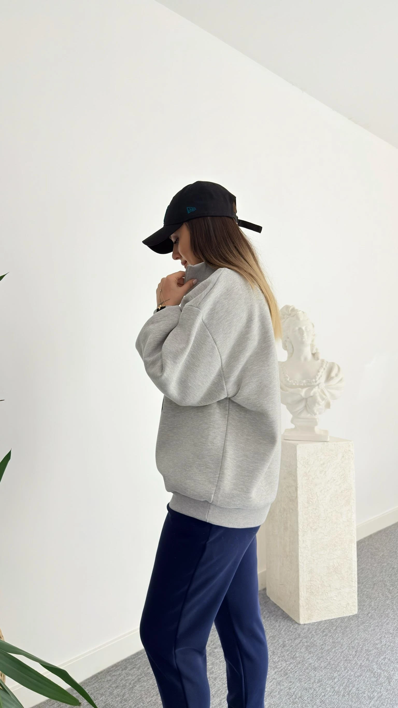 Çift Parçalı Yazı Detaylı Gri Sweatshirt