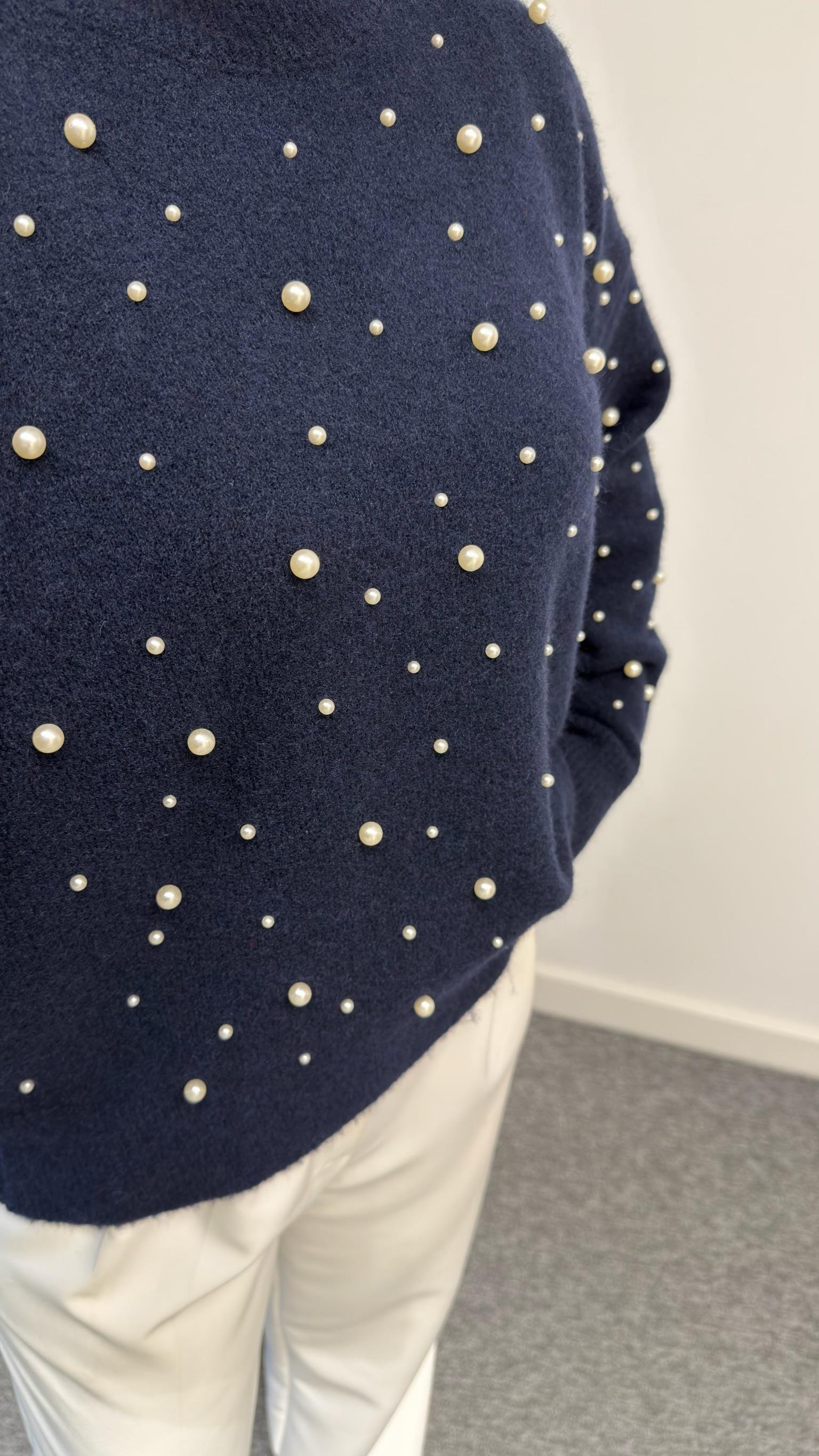 Tita İnci Çakımlı Kazak