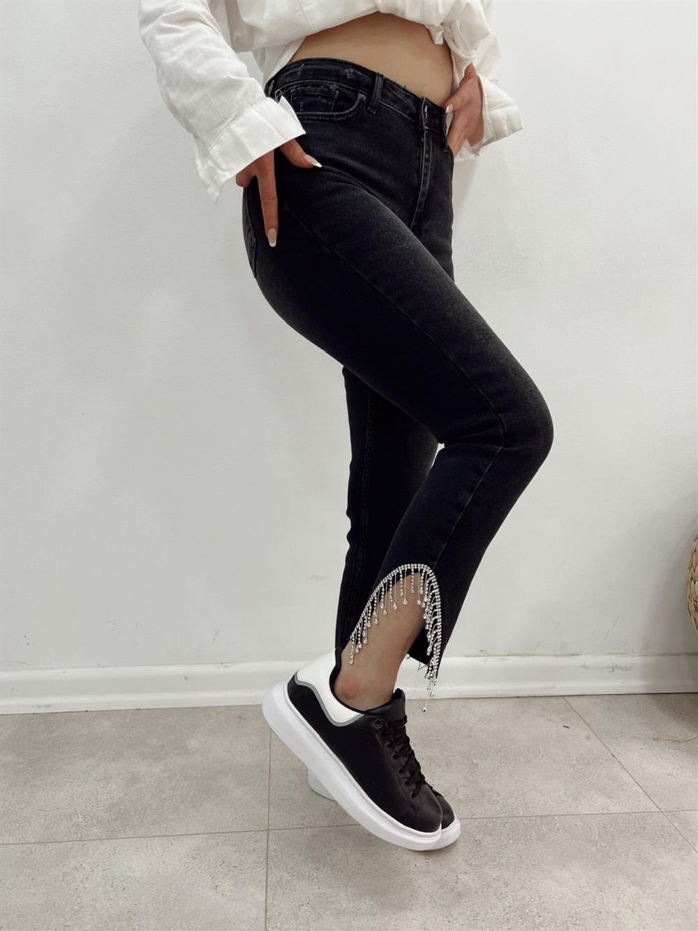 Paça Oval Taşlı Kot Pantolon