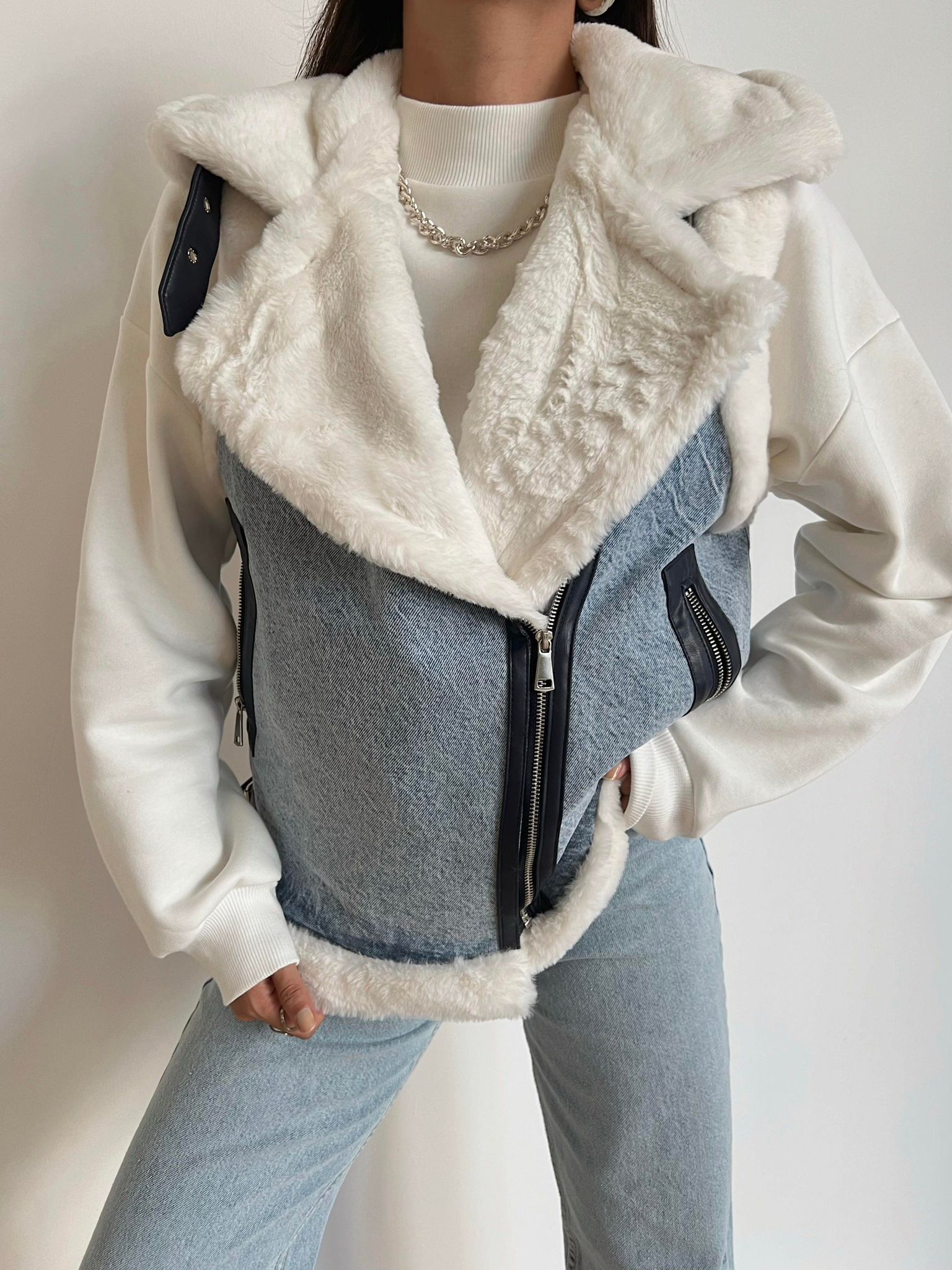 İçi Kürklü Kemerli Jean Yelek