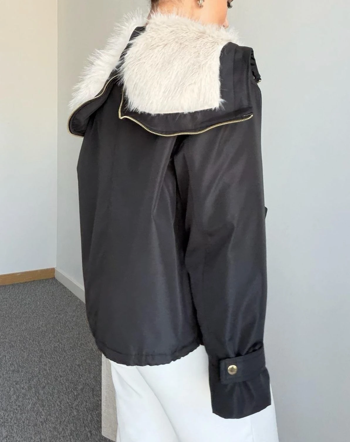 Kapüşon Kürklü Kısa Mont