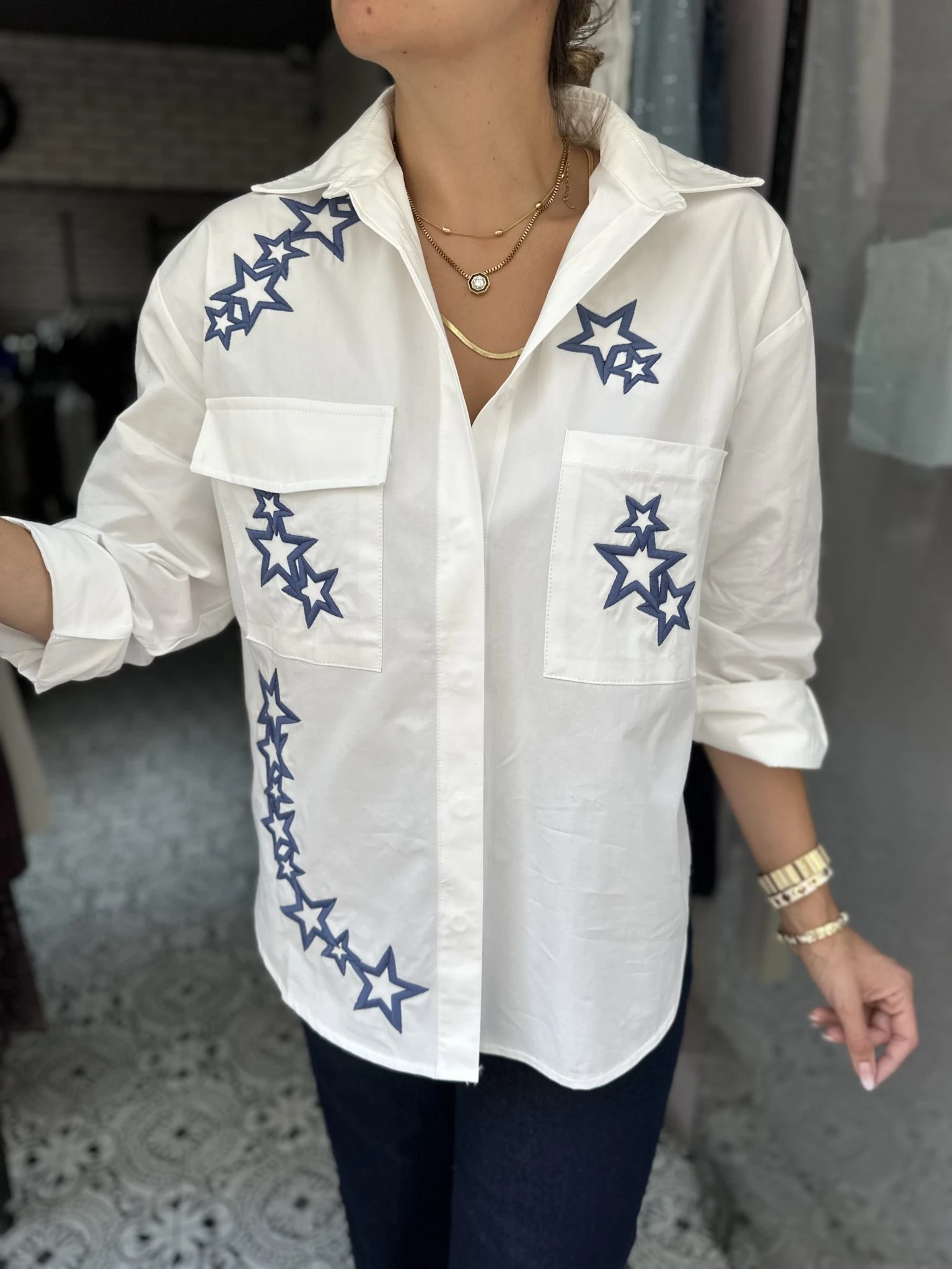 Poplin Yıldız Nakışlı Gömlek