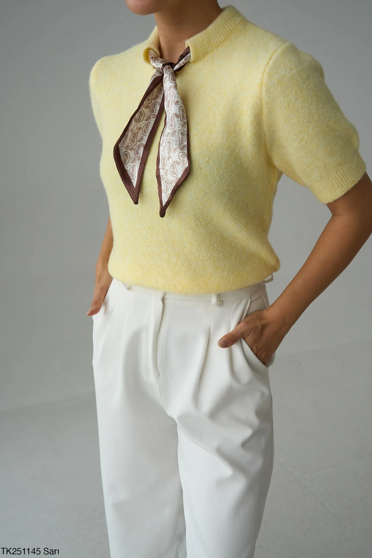 Yünlü Flarlı Kısa Kol Bluz