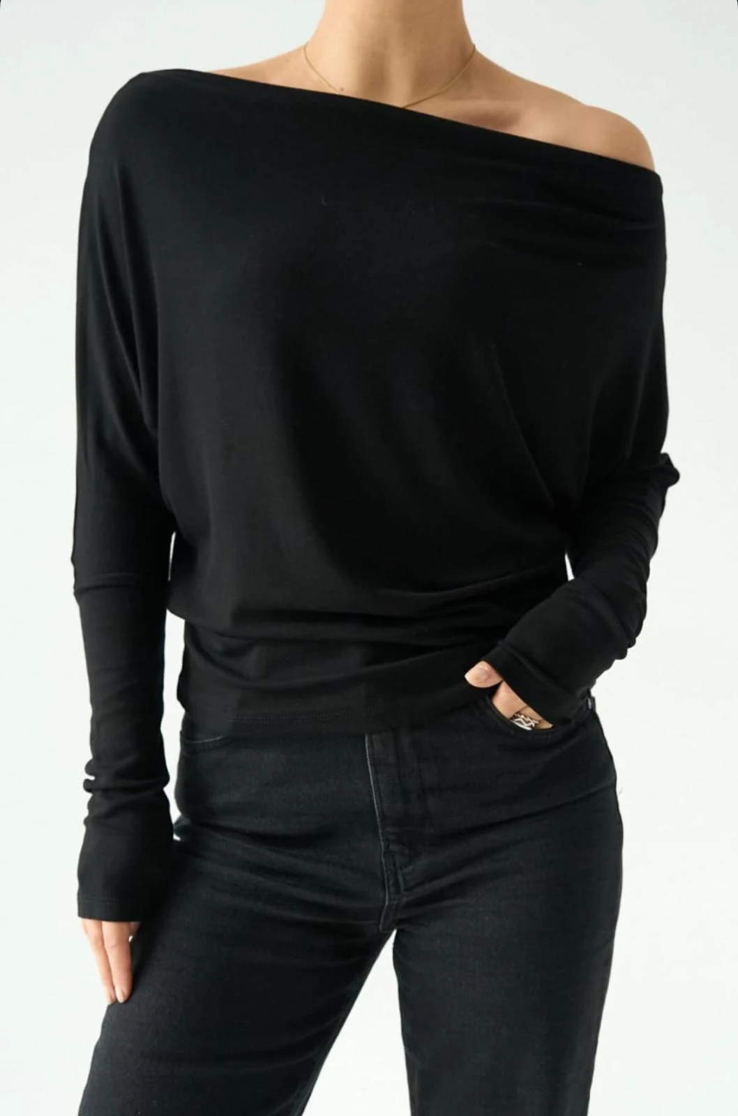 Omzu Düşük Basic Bluz