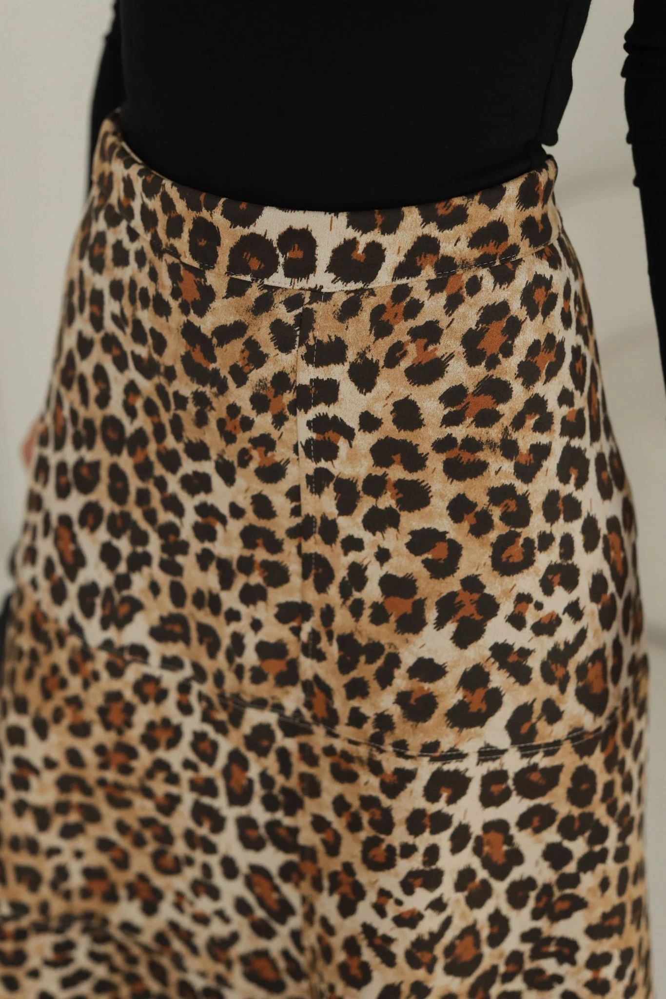 Süet Leopar Etekli Takım