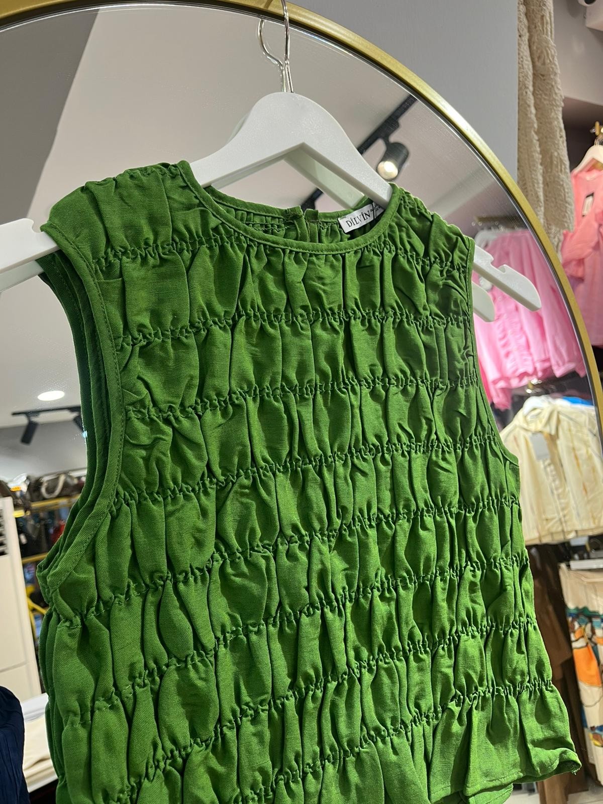 Büzgü Detaylı Crop Bluz