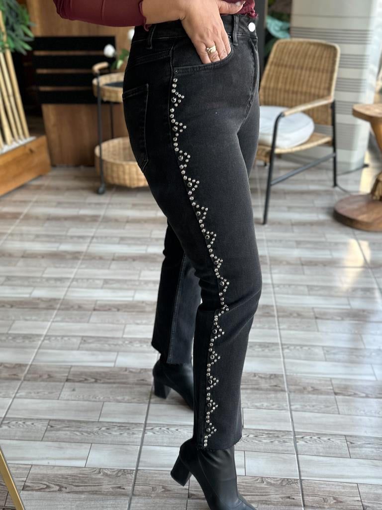 Yanları Droplu Mom Fit Kot Pantolon