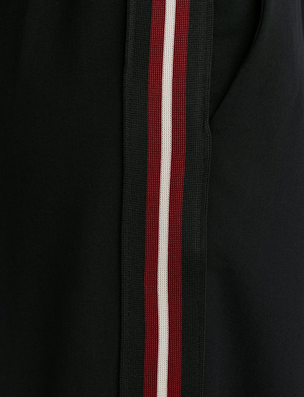 Kırmızı Şeritli Bol Pantolon