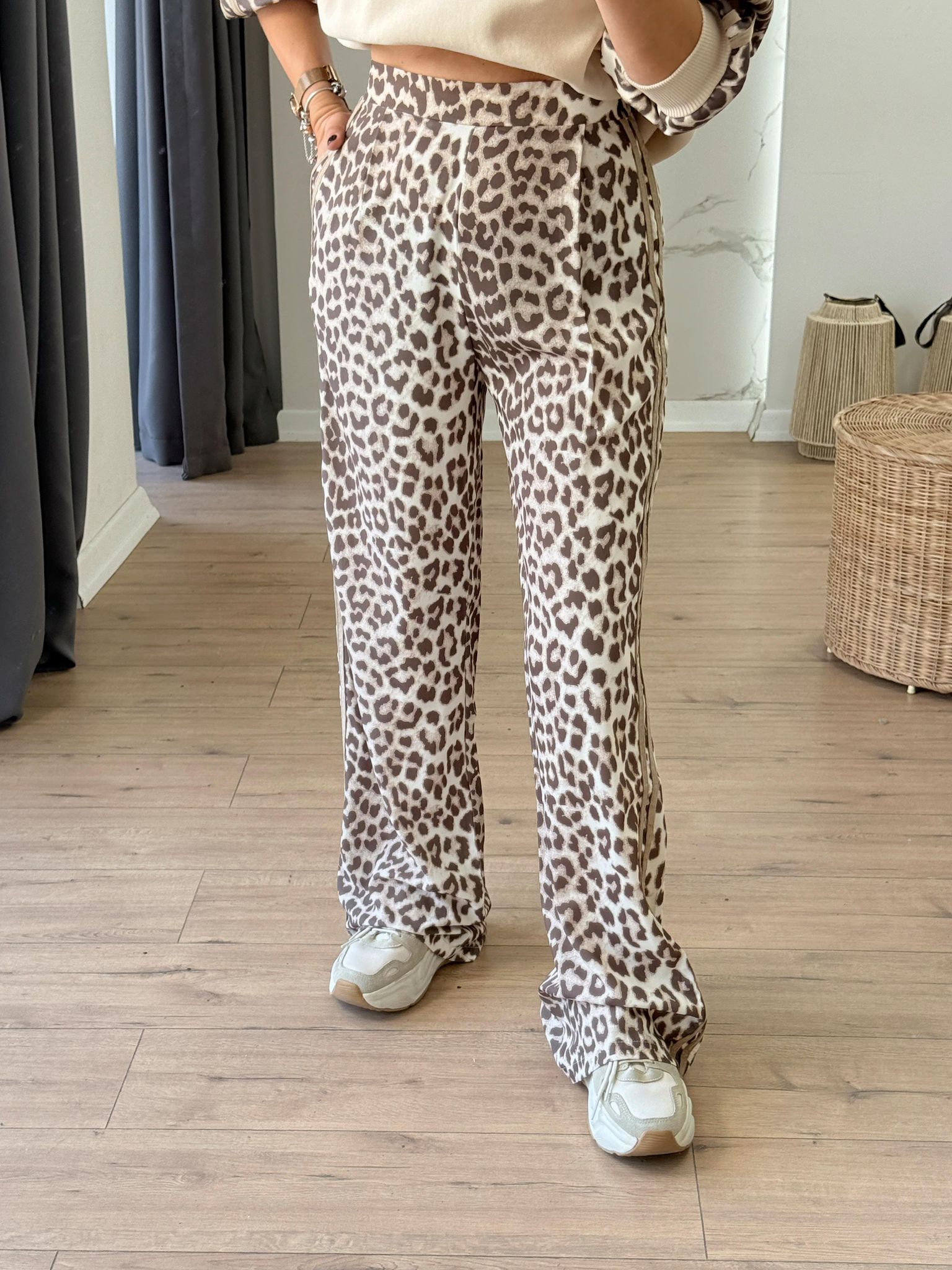 Leopar Şeritli Bol Pantolon