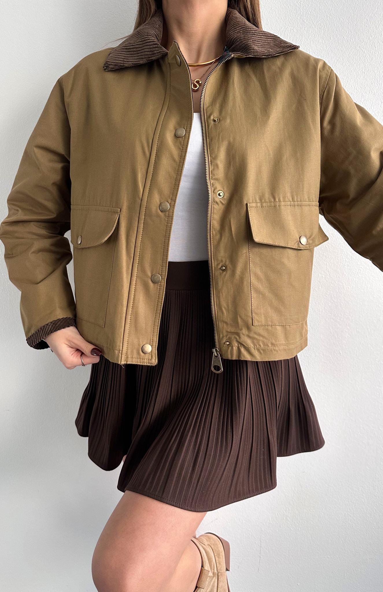 Yaka Kol Kadife Garnili Ceket