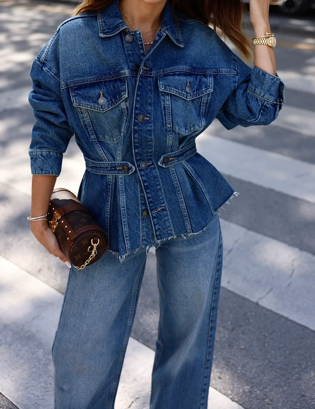 Bel Kemer Detaylı Kot Ceket