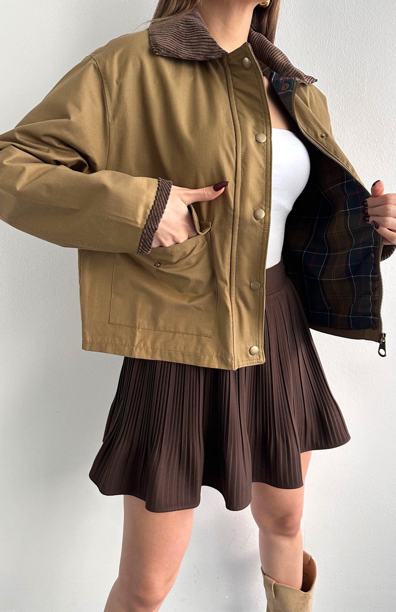 Yaka Kol Kadife Garnili Ceket