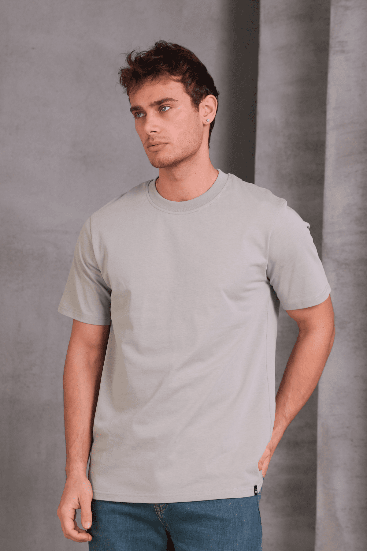 Unisex Relax Fit Bisiklet Yaka %100 Pamuk Rahat Kesim Basic Tişört