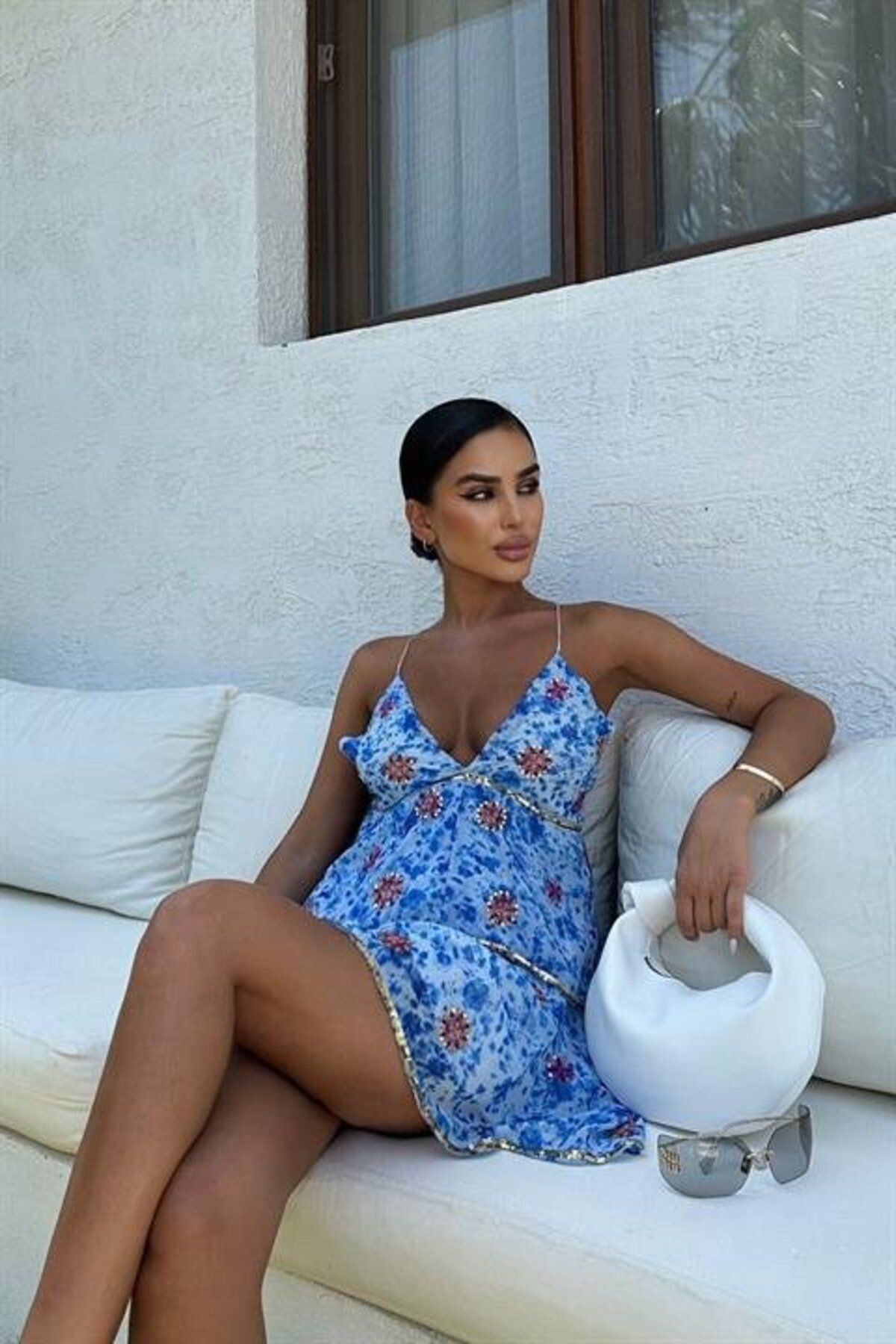 Pul Detaylı Elbise 2475-08