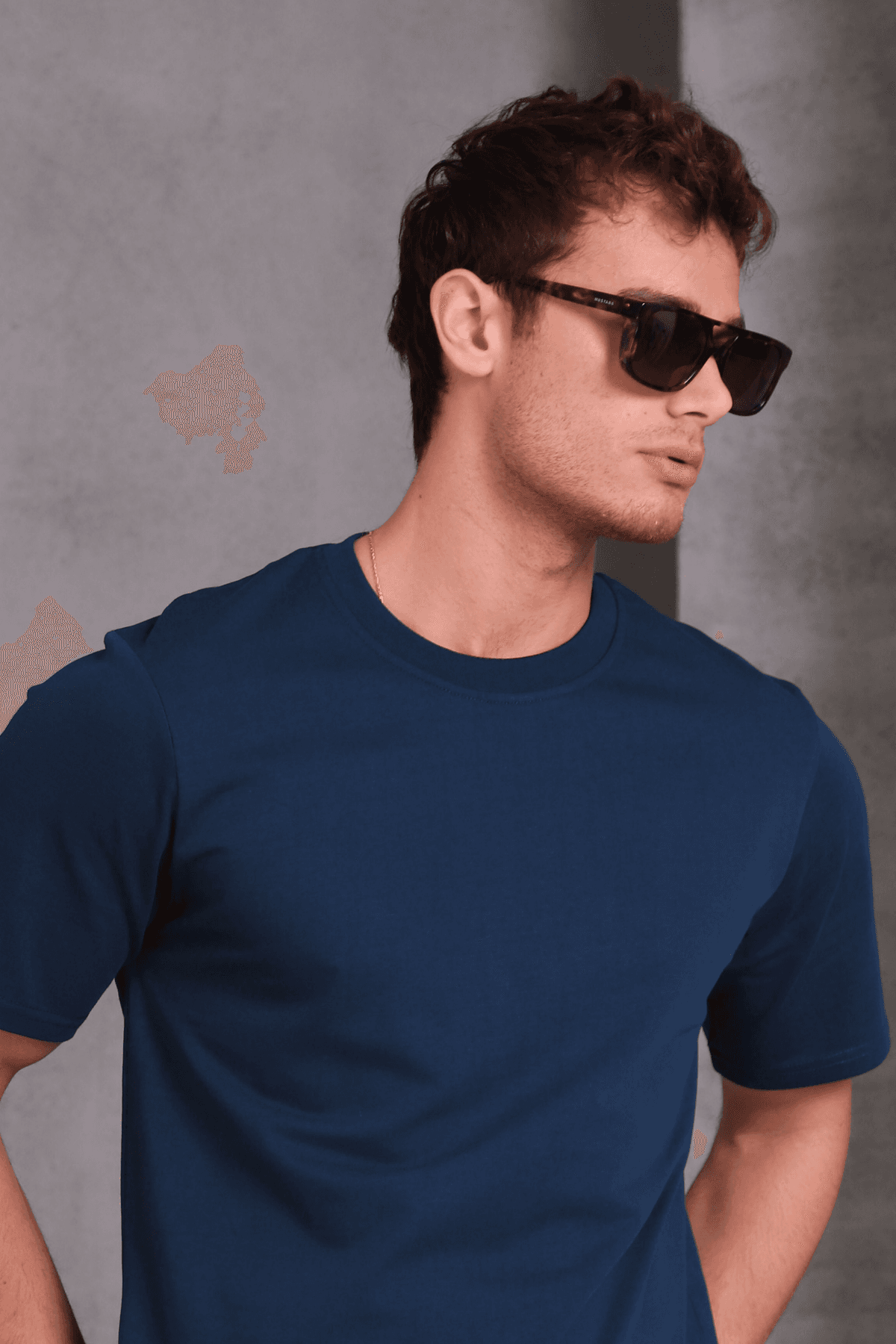 Unisex Relax Fit Bisiklet Yaka %100 Pamuk Rahat Kesim Basic Tişört