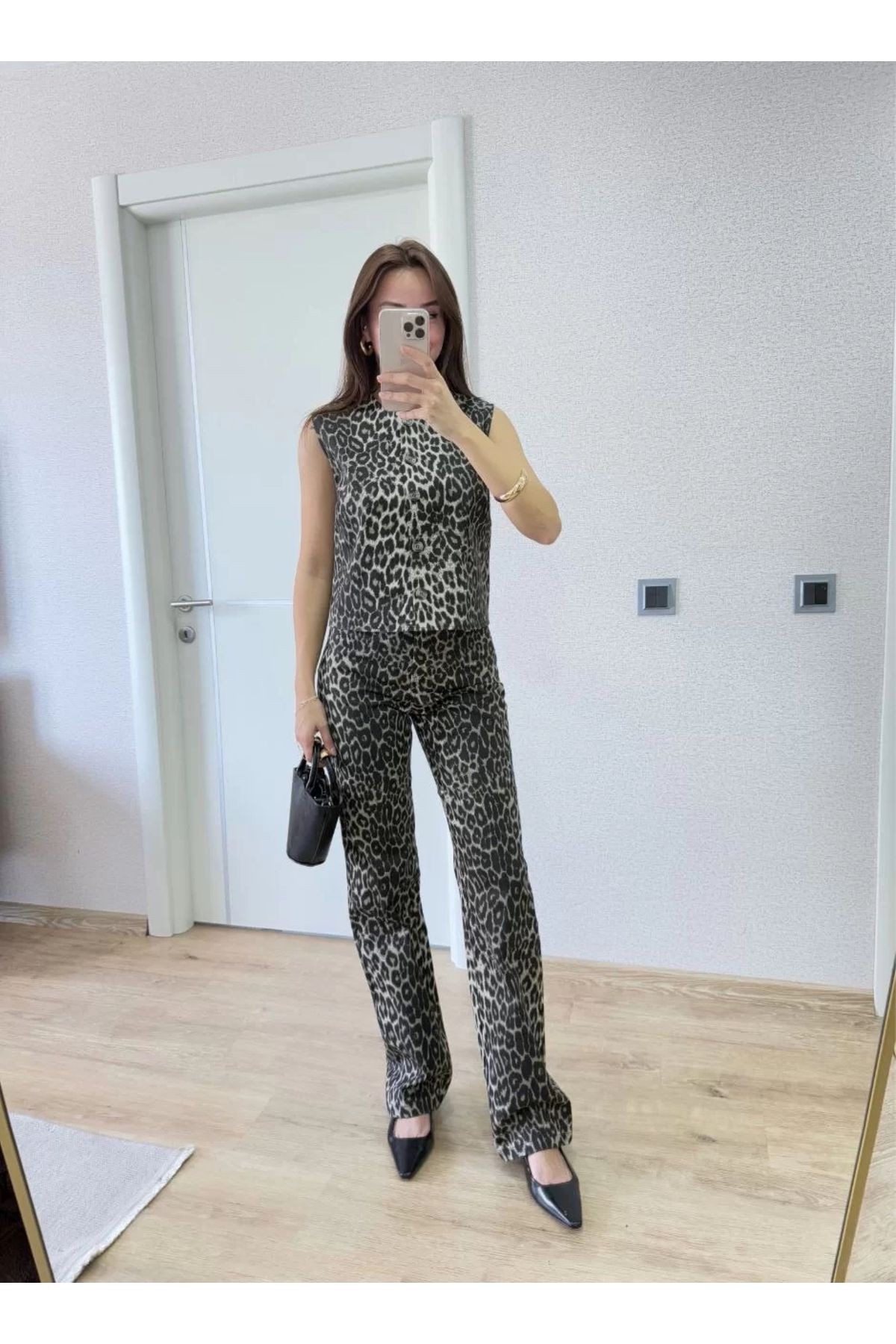 leopar desenli Düğmeli Bluzlu Pantolon İkili Takım -Leopar