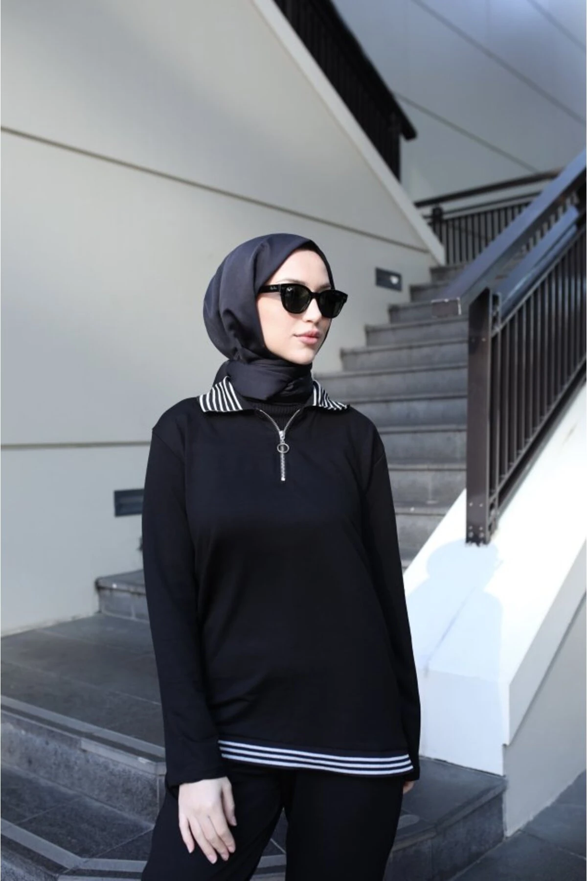 eyesof Kadın Uzun Kollu Ribana Ve Fermuar Detay Bluz Ve Yüksel Bel Pantolon 2li Takım