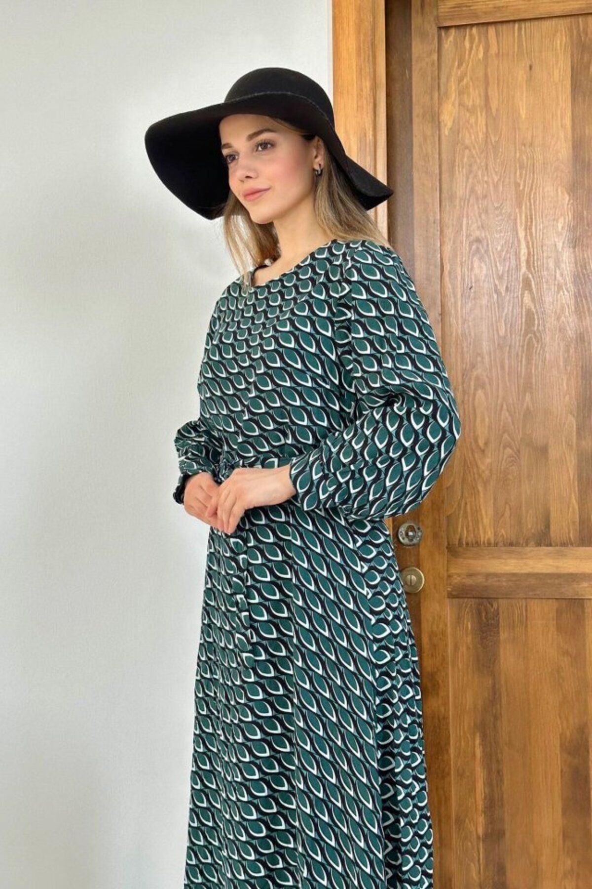 Fashion`S Desenli Dökümlü Desenli Elbise