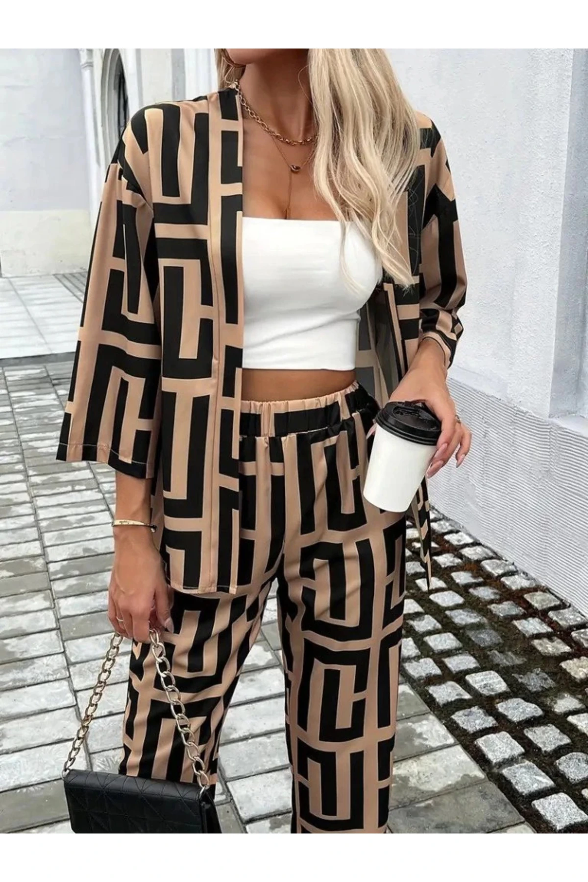 Kadın Uzun Kollu önü Açık Desenli Iki Iplik Ceket Ve Pantolon Ikili Takım