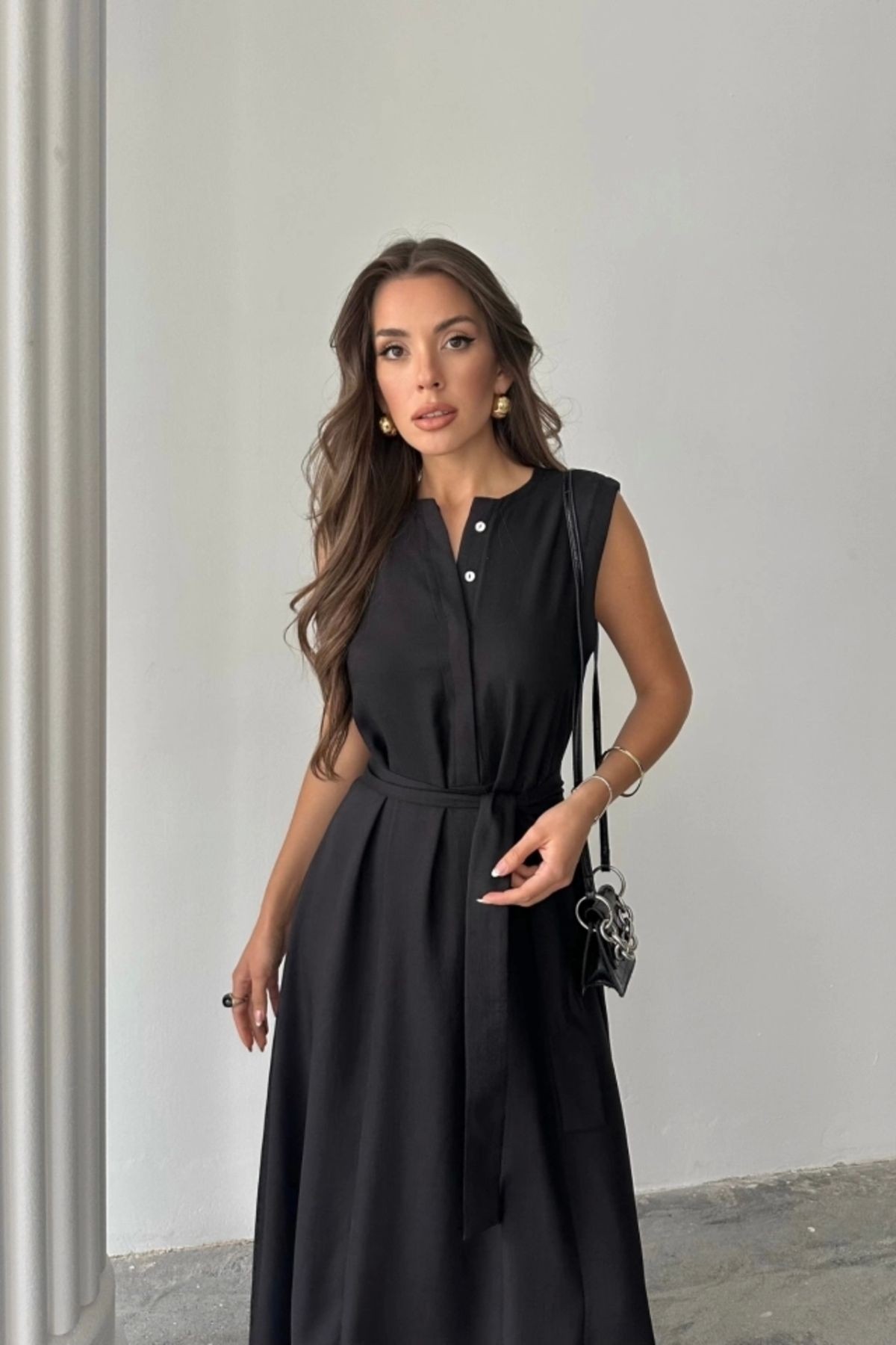 KETEN ELBİSE KOLSUZ BEL BAĞLAMALI MAXİ ELBİSE - Siyah