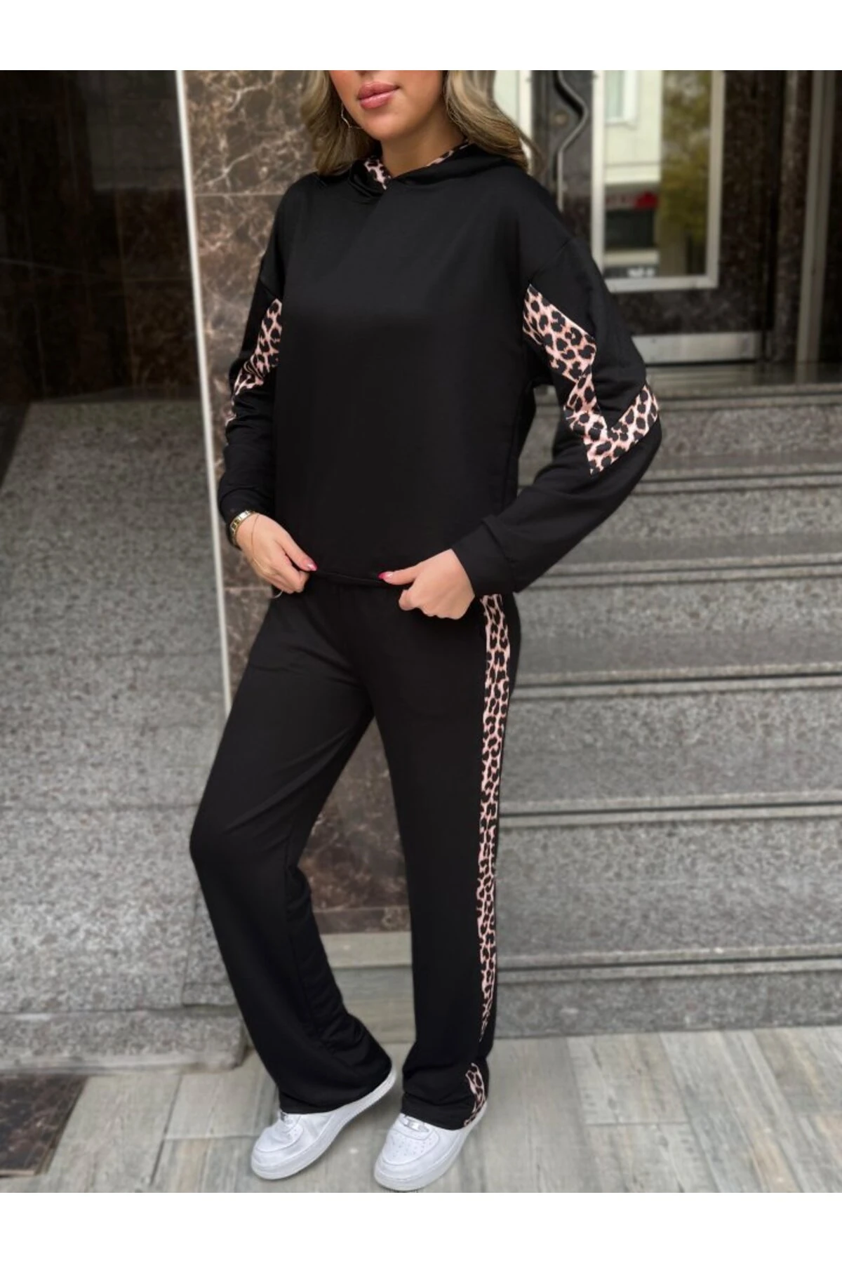 mrpurple Kadın Kapüşonlu Leopar Detay Sweat Ve Yüksek Bel Yanları Leopar şeritli Bol Paça Pantolon I