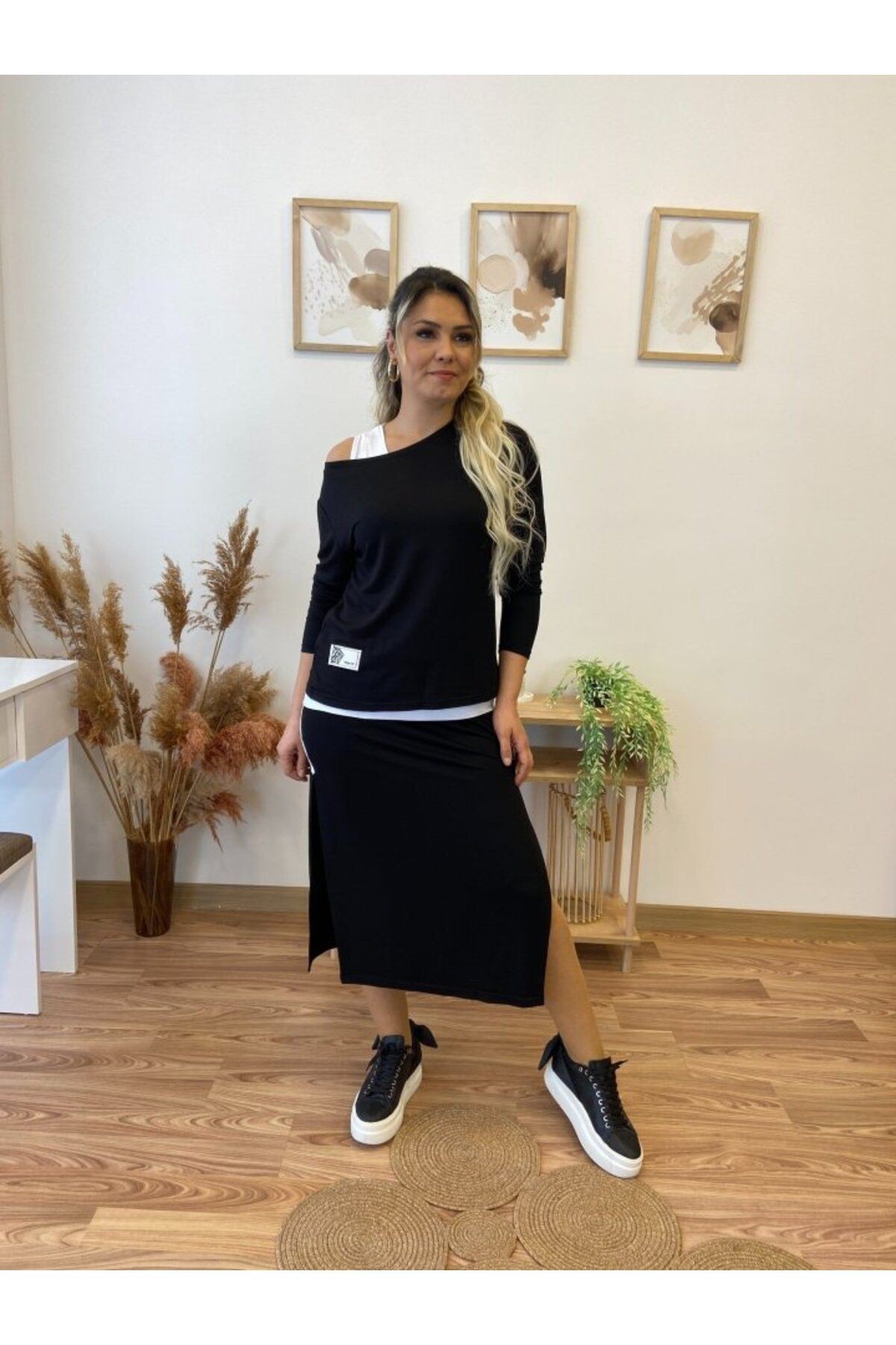 Kadın Uzun Kollu Tek Omuzu Açık Viskon Bluz Içi Atletli Ve Yandan şeritli üçlü Viskon Ikil