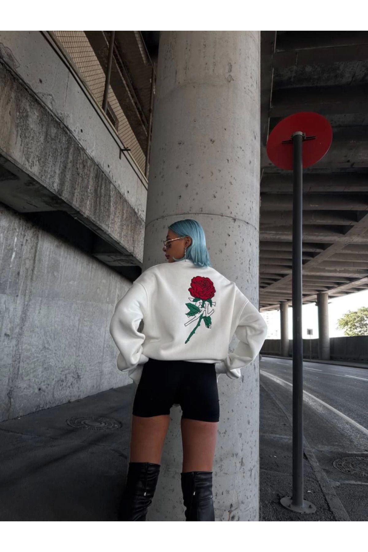 Oversize Üç İplik Bisiklet Yaka Baskılı SweatShirt - Beyaz
