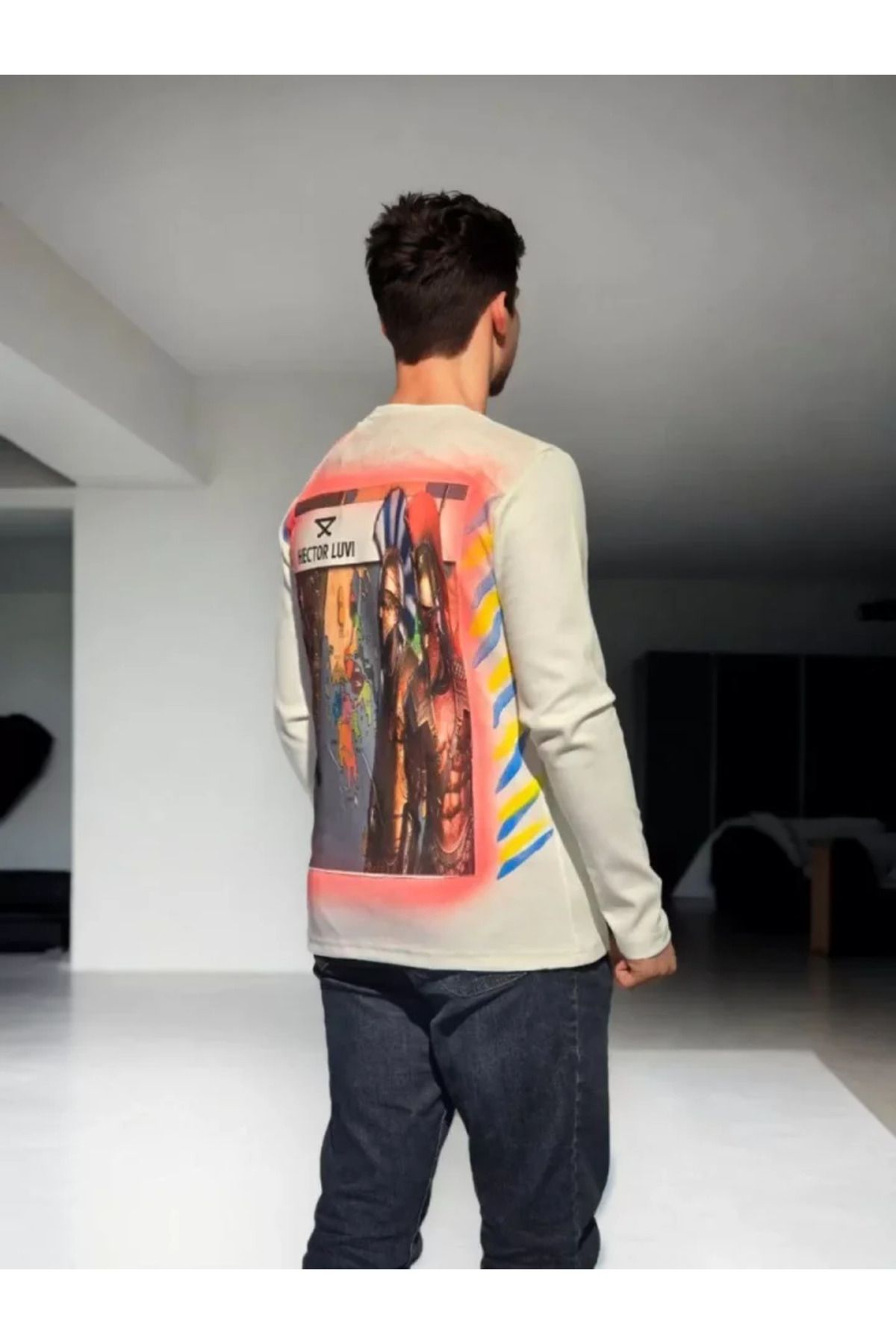 Unisex Bisiklet Yaka Uzun Kollu T-Shirt - Beyaz