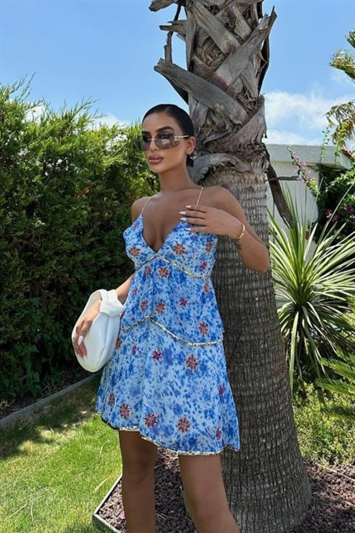Pul Detaylı Elbise 2475-08