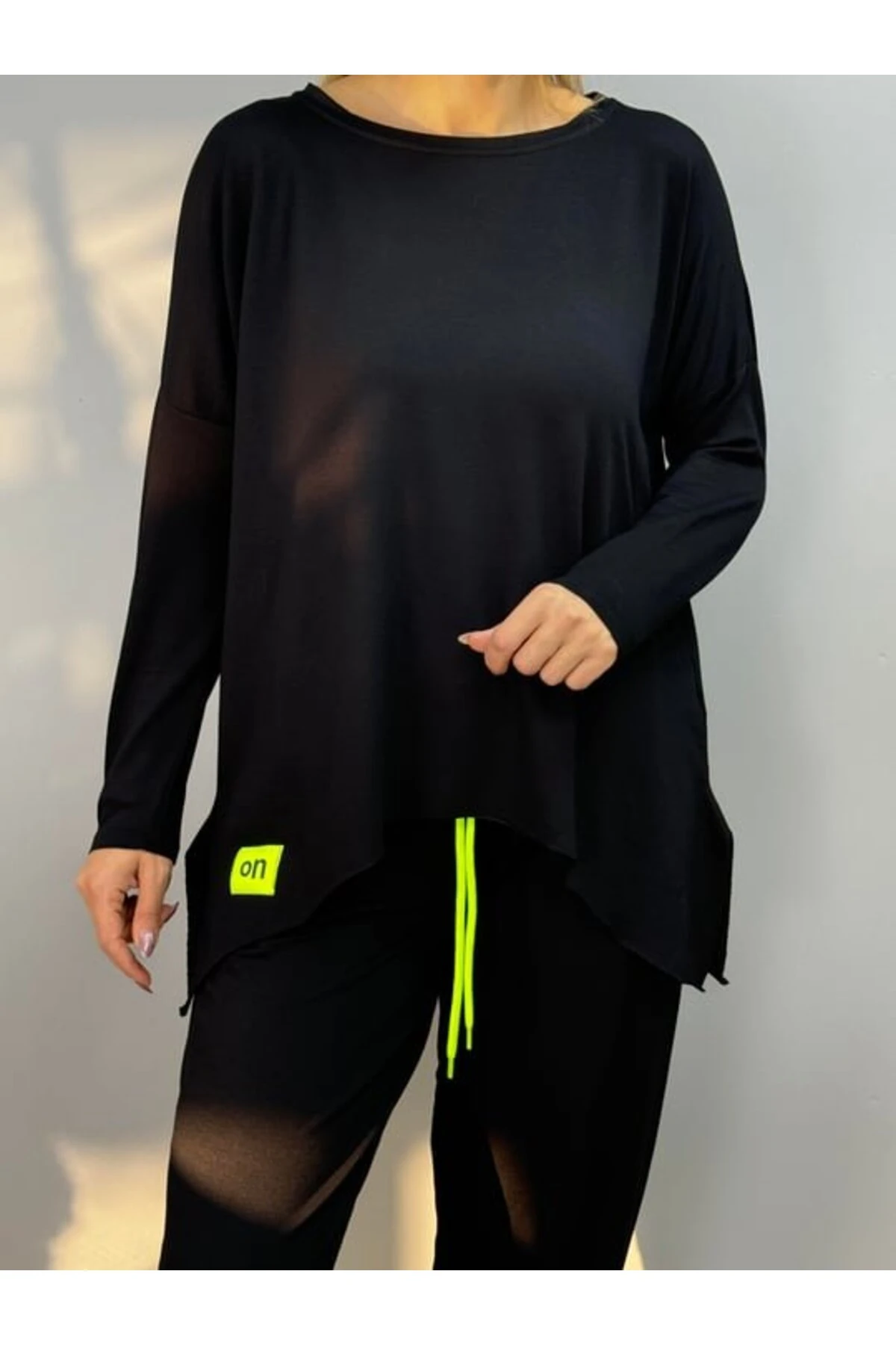 Kadın Iki Iplik Viskon Pamuk Kumaş Arma Detaylı Ikili Takım