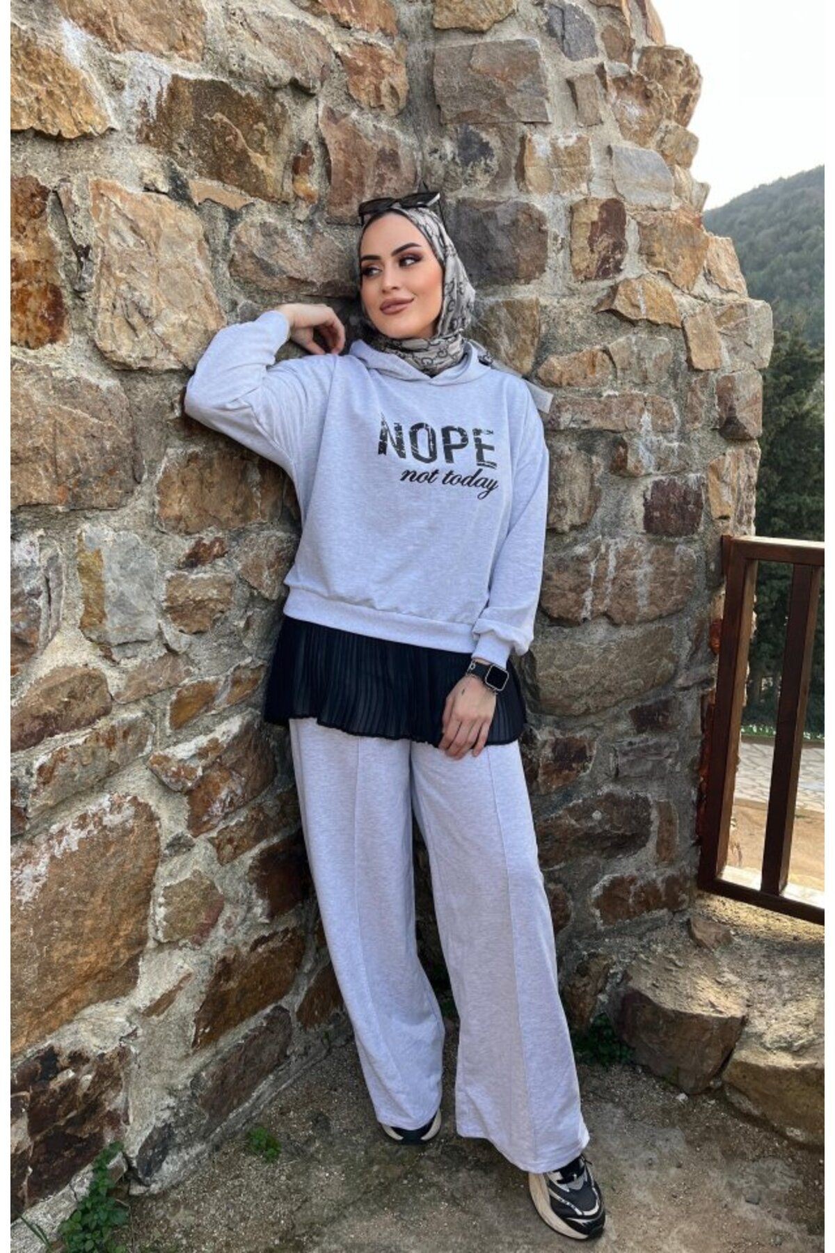 Kadın Uzun Kollu Nope Baskılı Beli Ribanalı Ikili Takım