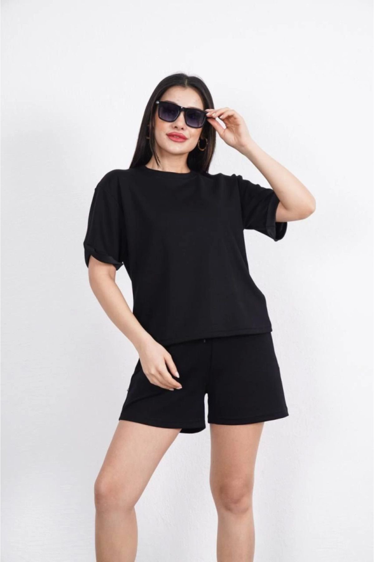 Modal Yumuşak Dokulu Kumaş Bisiklet Yaka T-shirt Kısa Şort İkili Takım - Siyah