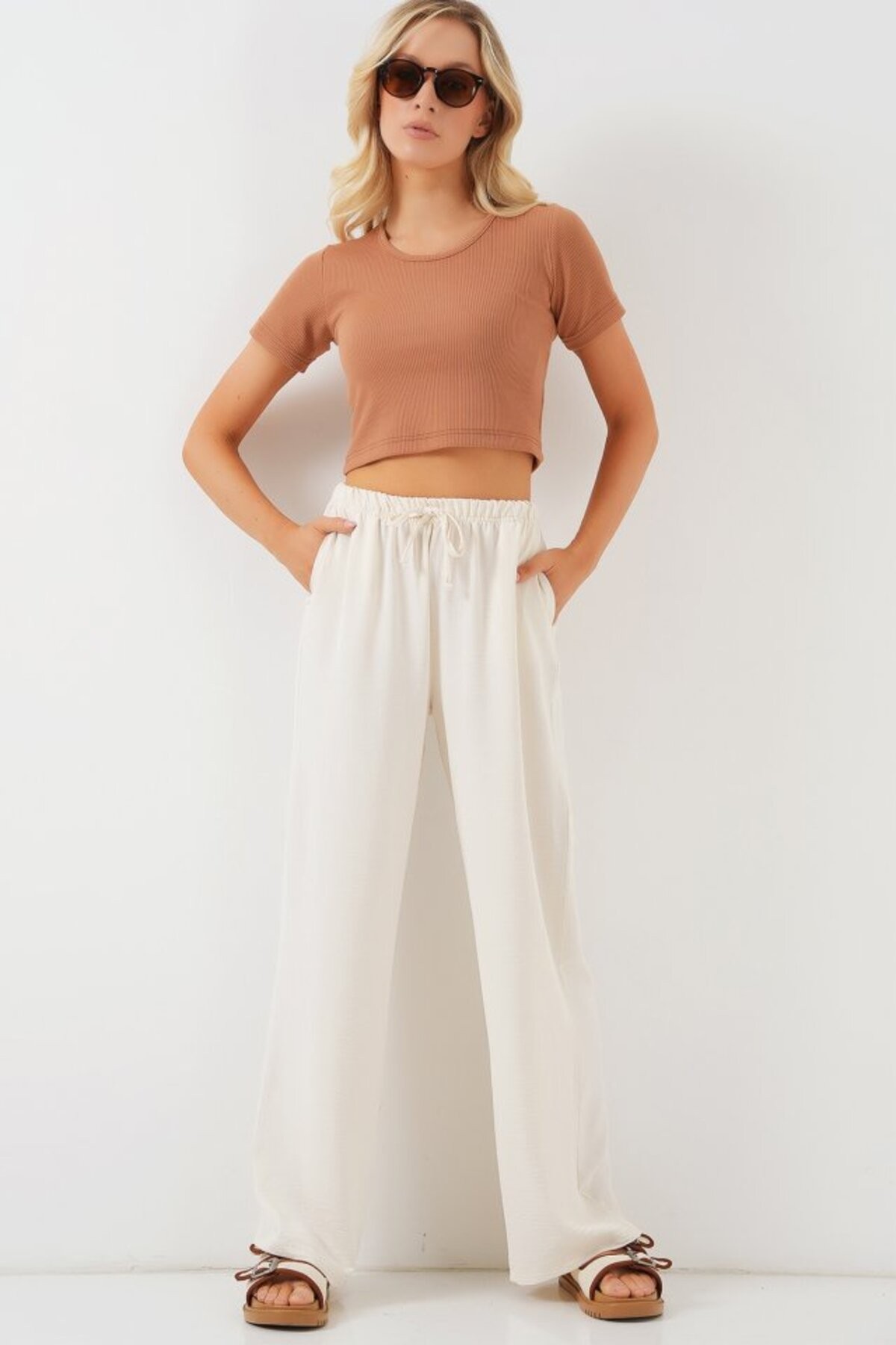cottonLab Yüksek Bel Bol Paça Pantolon - Krem