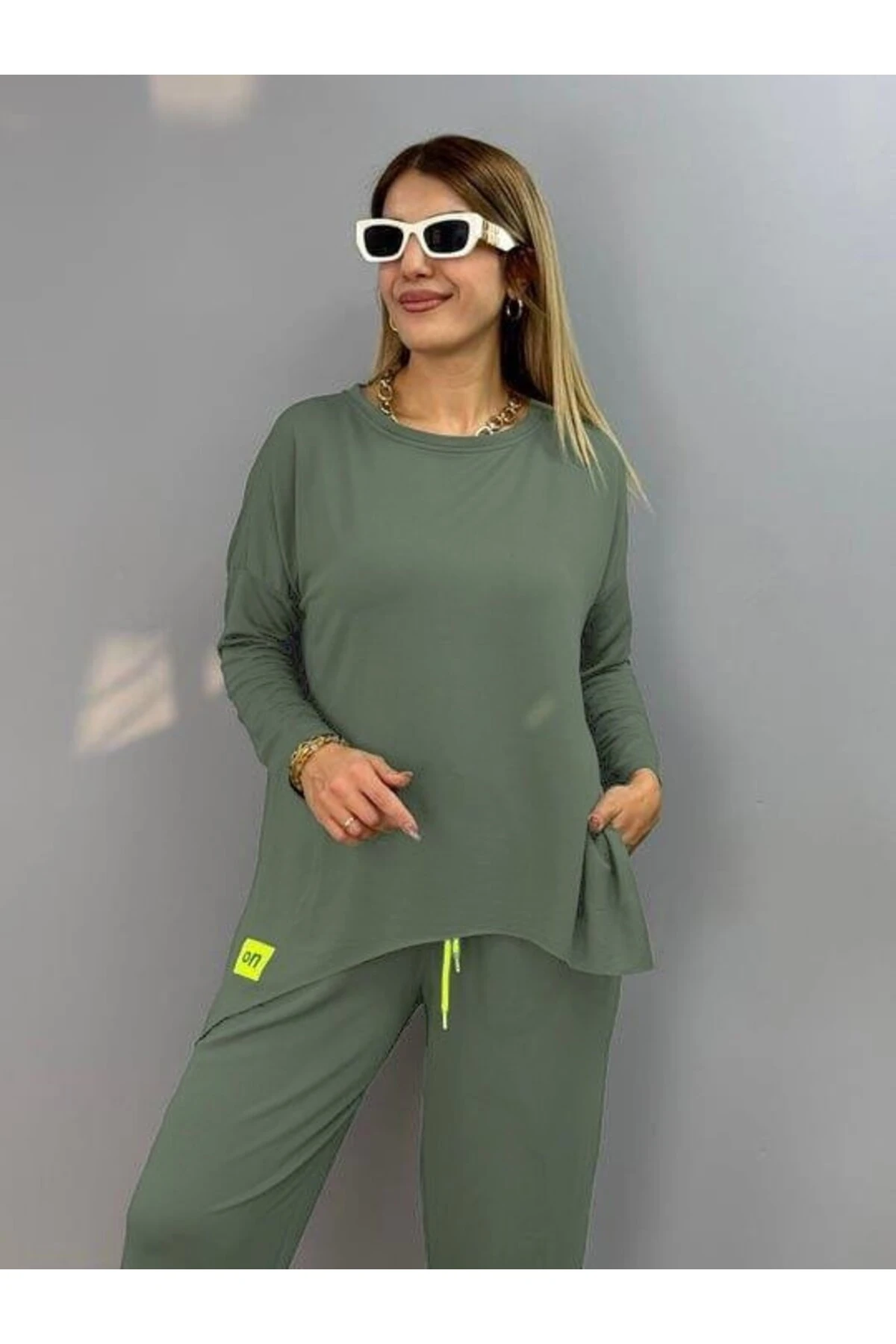 Kadın Iki Iplik Viskon Pamuk Kumaş Arma Detaylı Ikili Takım