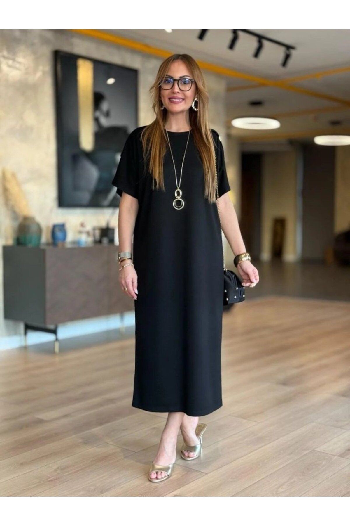 Kadın Kısa Kollu Bisiklet Yaka Omuzdan Düğmeli Uzun Viskon Iki Iplik Elbise