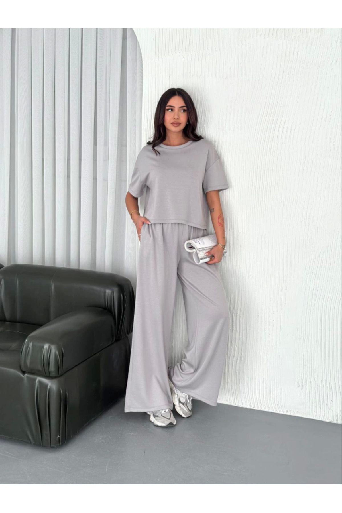 Osy Modal Yumuşak Dokulu Kumaş Bisiklet Yaka T-shirt Bol Paça Pantalon Ikili Takım - Boya
